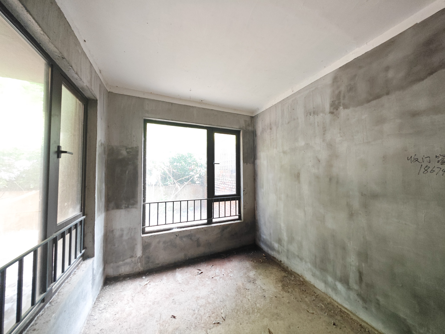 保利城（中航城国际社区、郡原美村）  3室2厅2卫   232.00万卧室