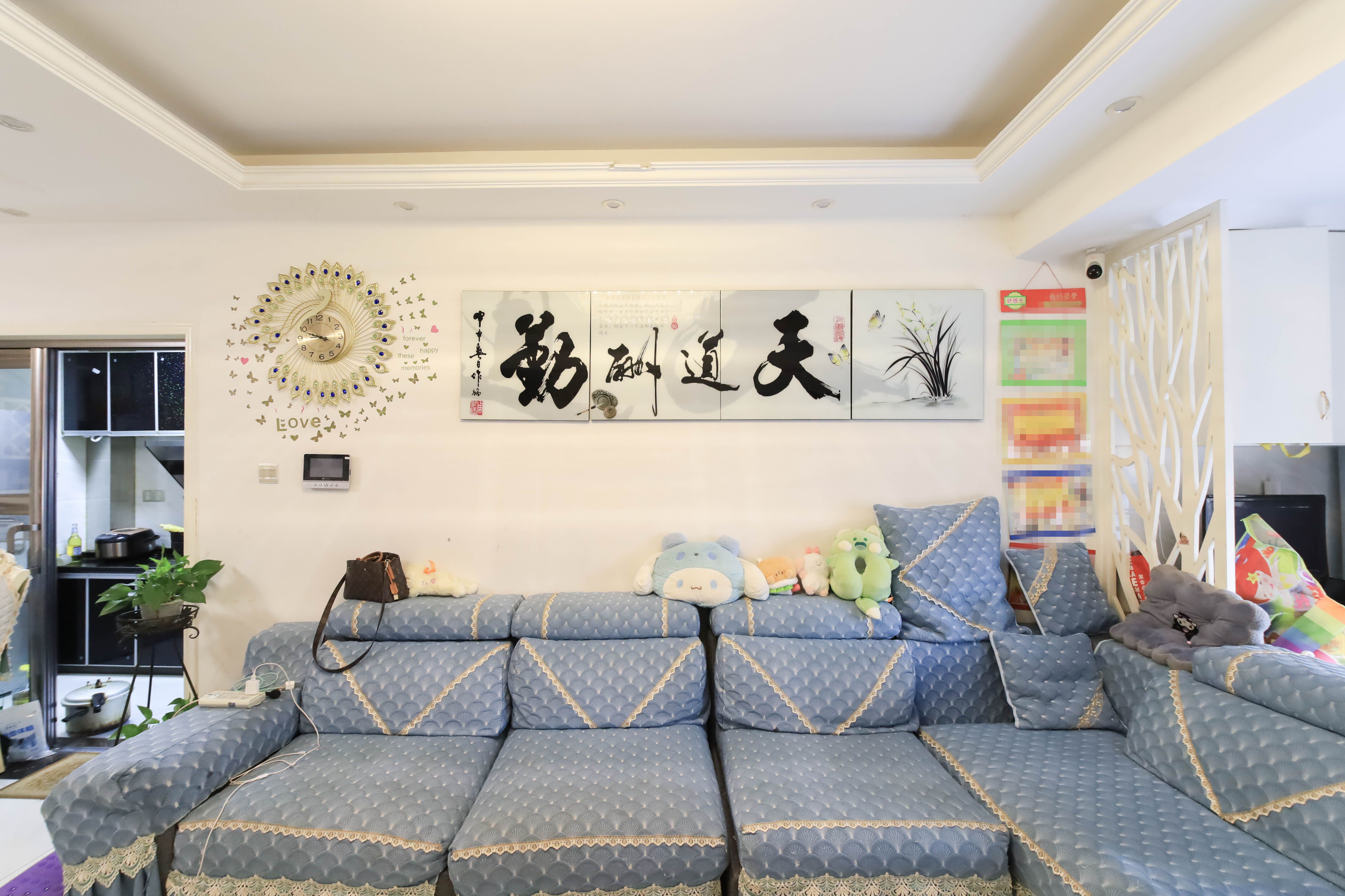 五矿万境水岸二期(五矿万境水岸和苑) 2室2厅1卫 125.0万 五矿万境水岸二期(五矿万境水岸和苑) 2室2厅1卫 125.0万客厅