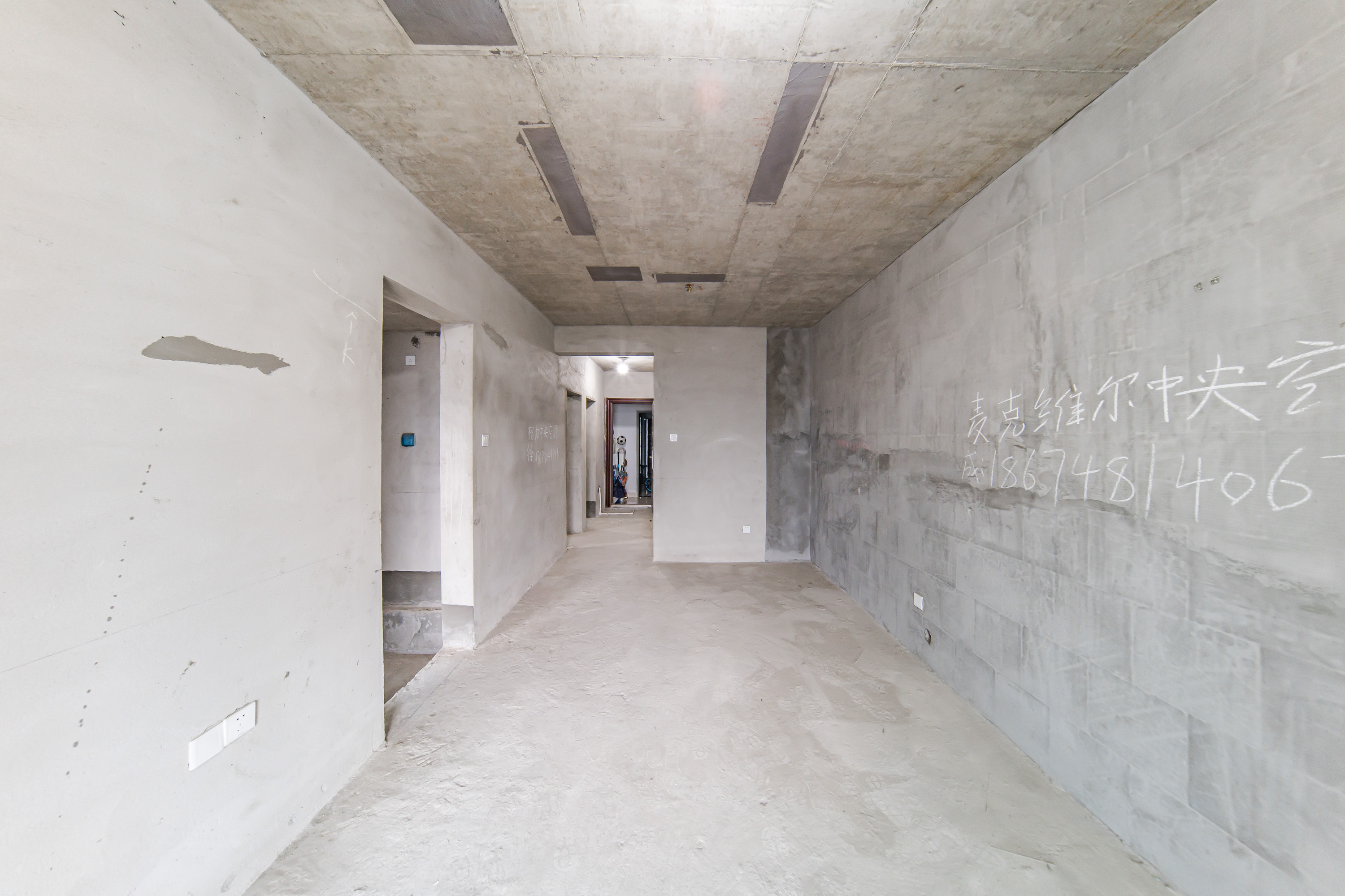 合能洋湖公馆 3室2厅1卫 71.8万 合能洋湖公馆 3室2厅1卫 71.8万客厅