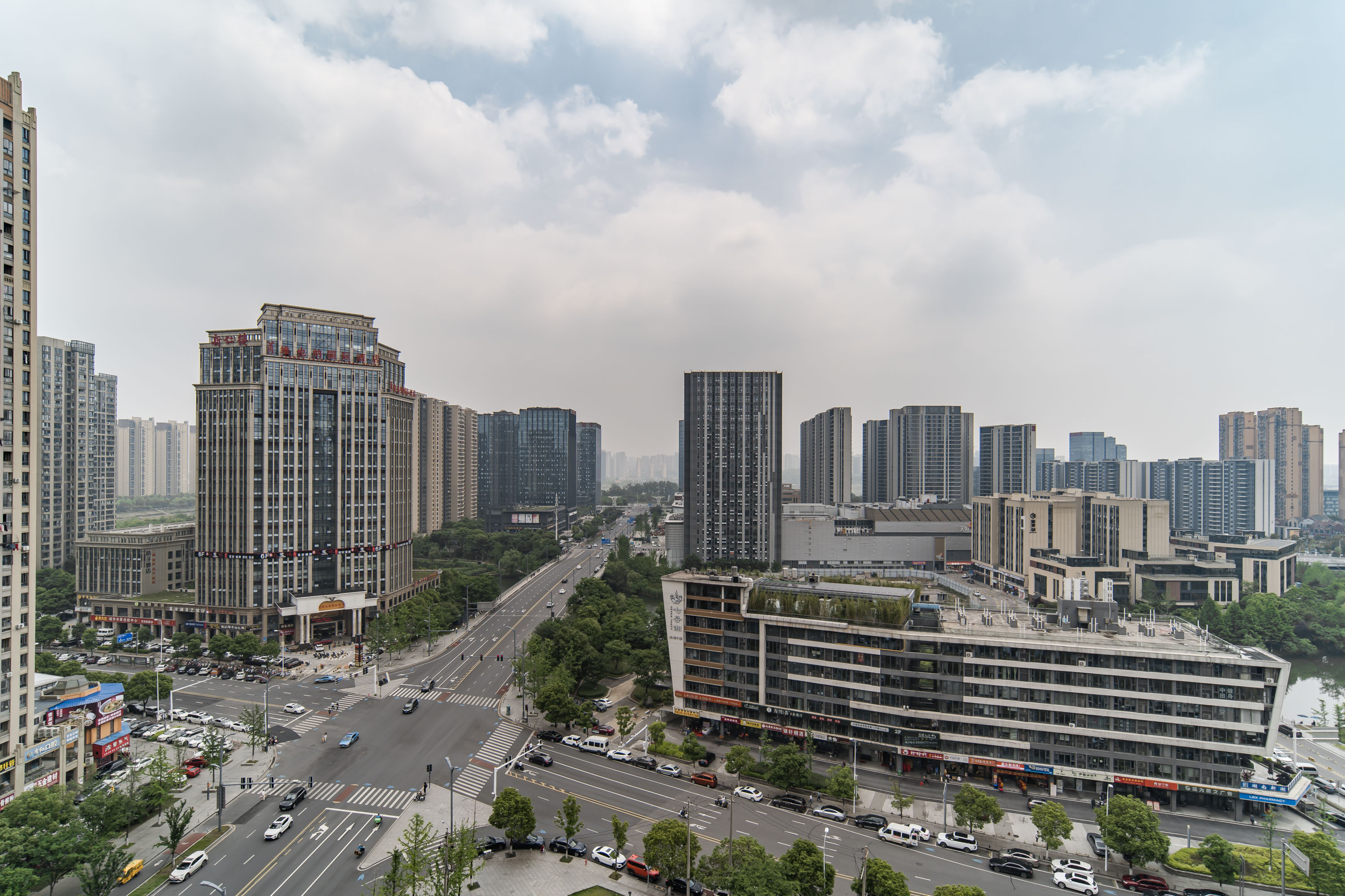 合能洋湖公馆 3室2厅1卫 71.8万 合能洋湖公馆 3室2厅1卫 71.8万其他