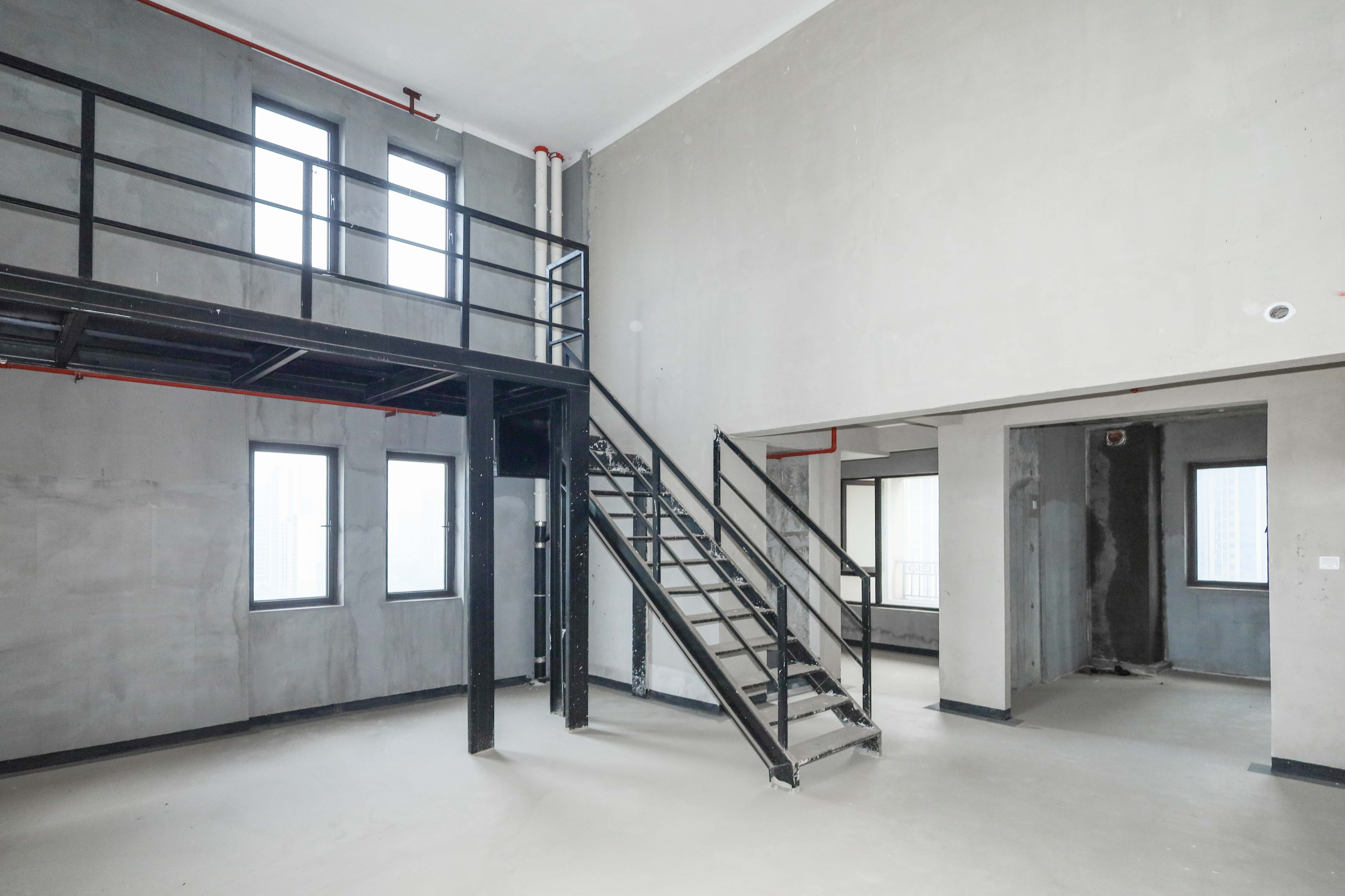 建发央著  4室2厅2卫   249.00万客厅