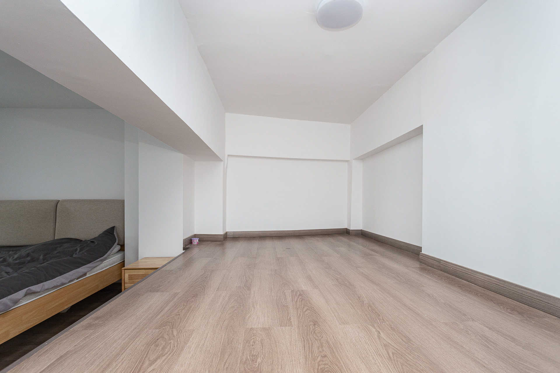 信诚湘江揽月(至善美景大厦) 2室1厅1卫 49.5万 信诚湘江揽月(至善美景大厦) 2室1厅1卫 49.5万卧室