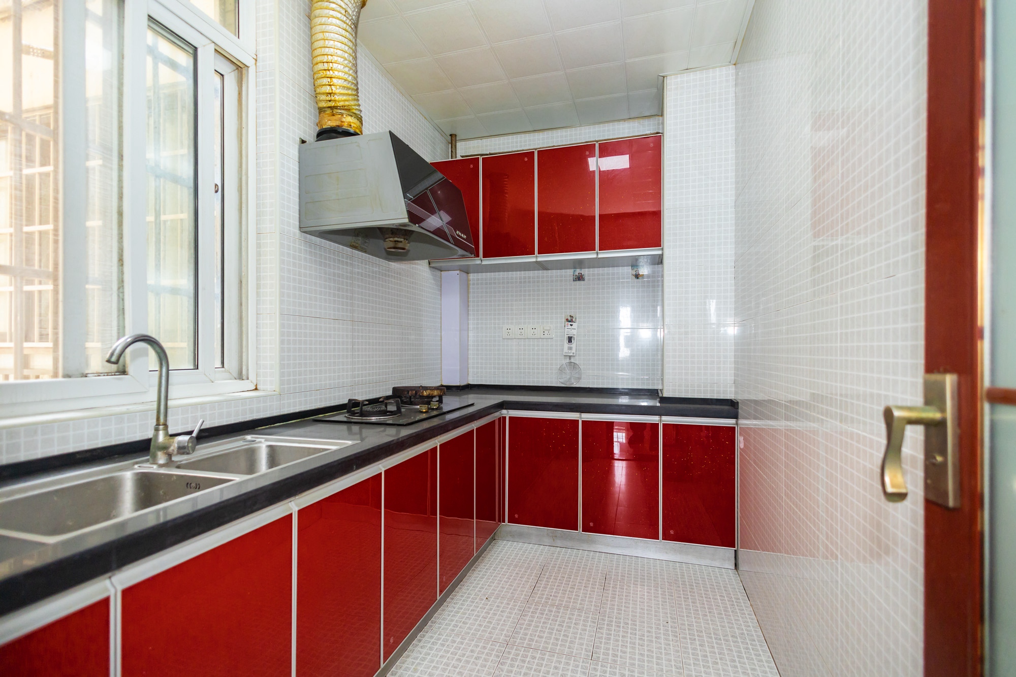 楚天世纪城东苑 2室2厅1卫 49.8万 楚天世纪城东苑 2室2厅1卫 49.8万厨房