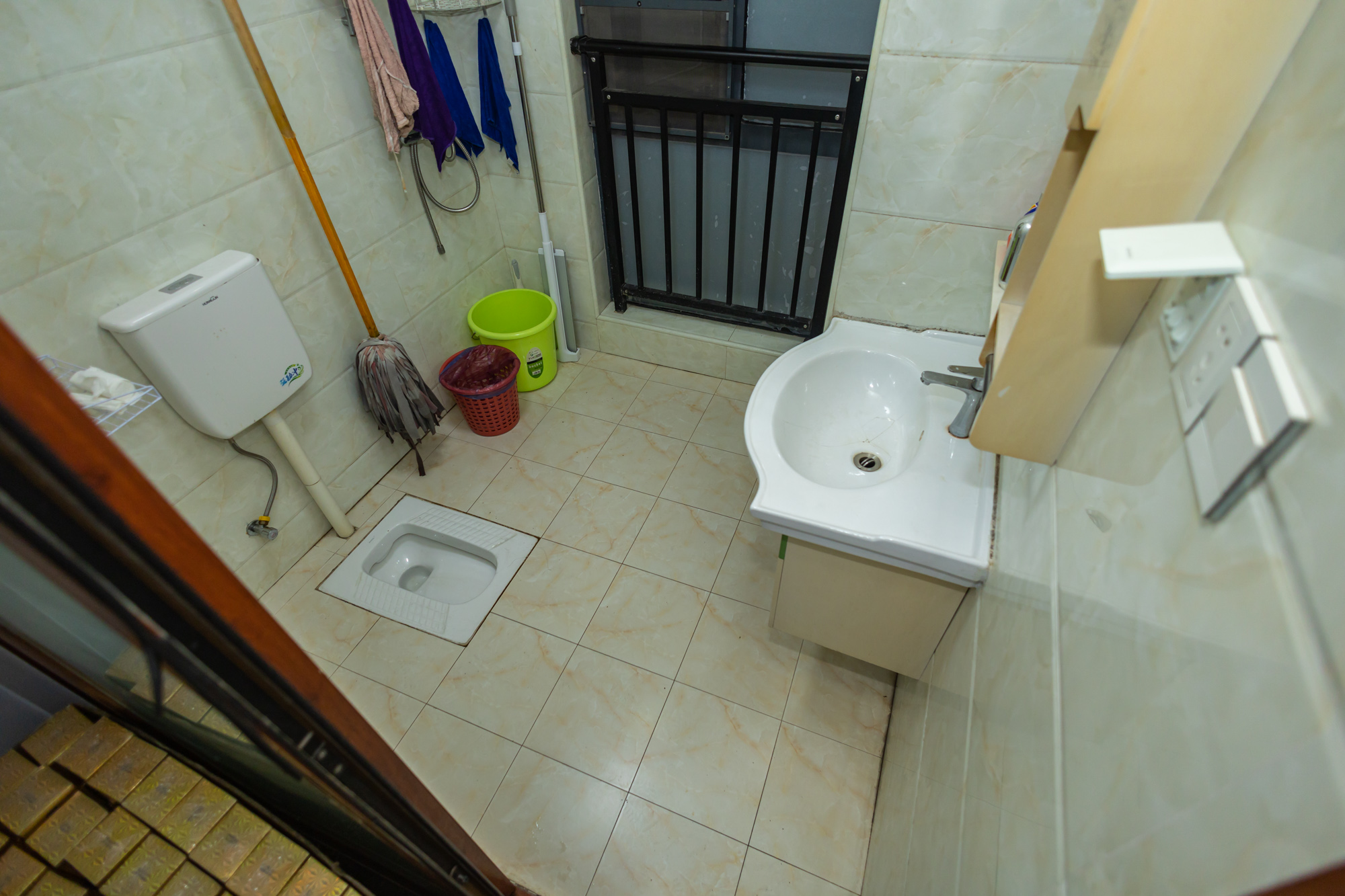 星大峰汇商务楼  3室2厅1卫    97.0万卫生间