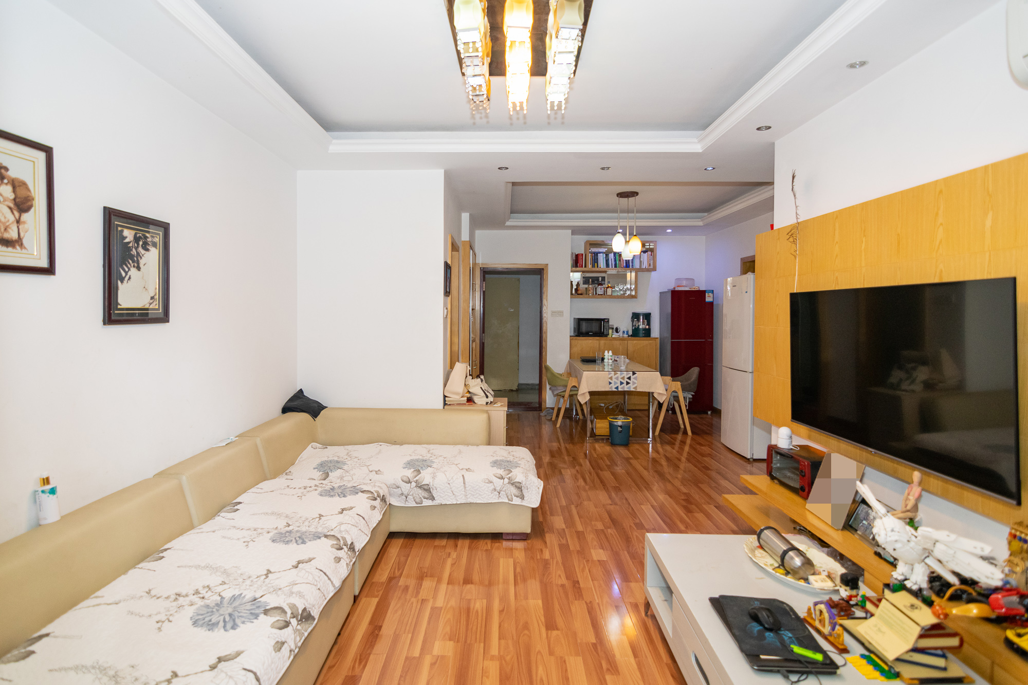 新城国际花都 2室2厅1卫 46.0万 新城国际花都 2室2厅1卫 46.0万客厅