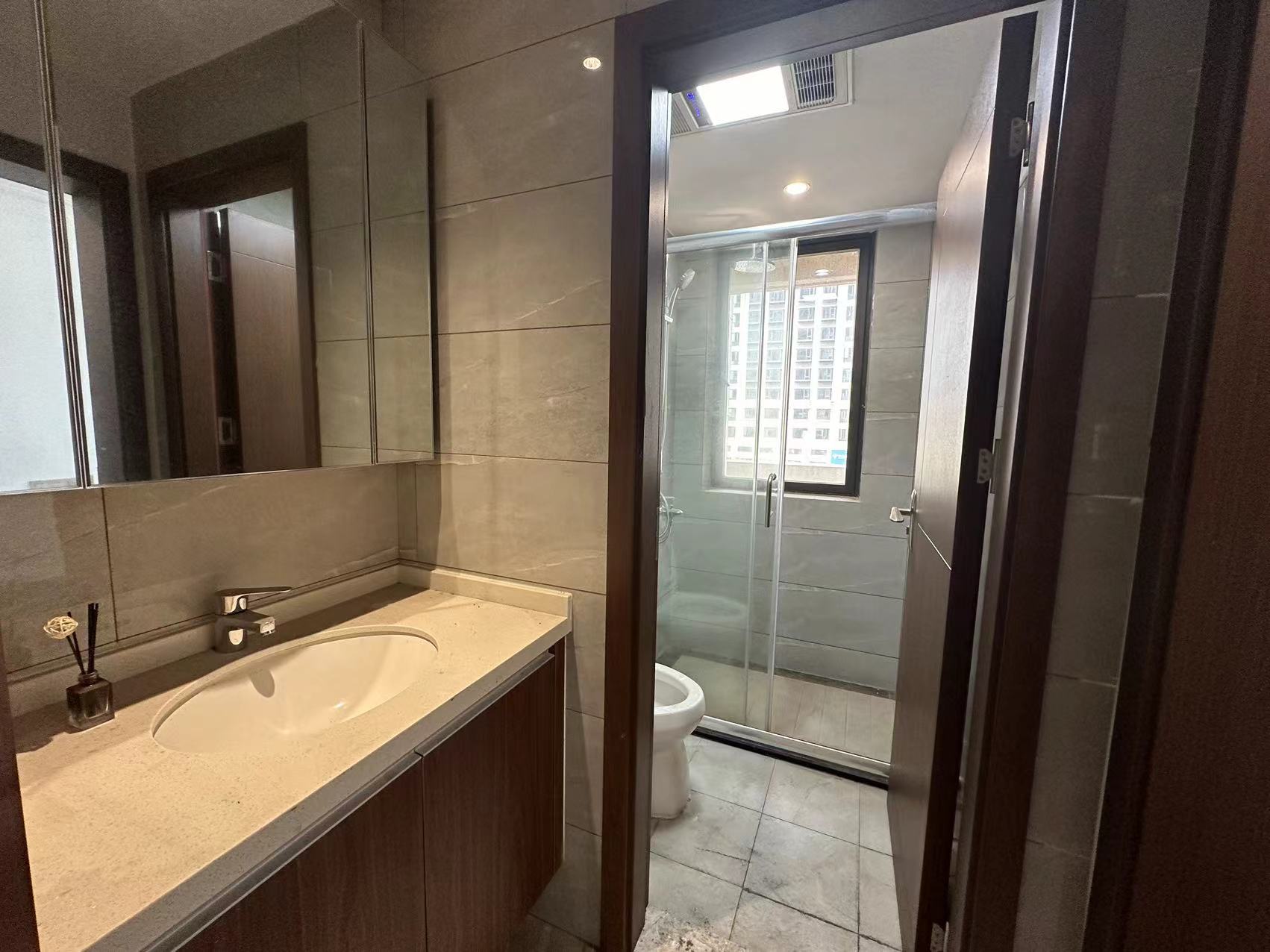 城际空间站 3室2厅2卫 70.0万 城际空间站 3室2厅2卫 70.0万室内图