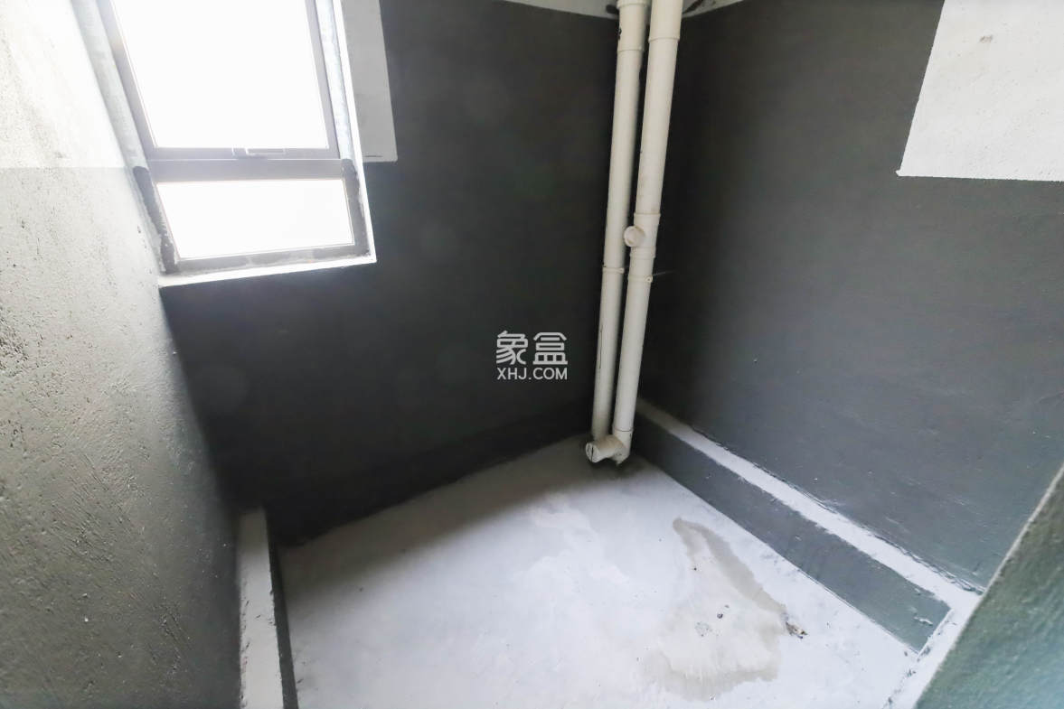 佳兆业湘府熙园  3室2厅2卫    86.0万 佳兆业湘府熙园  3室2厅2卫    86.0万卫生间