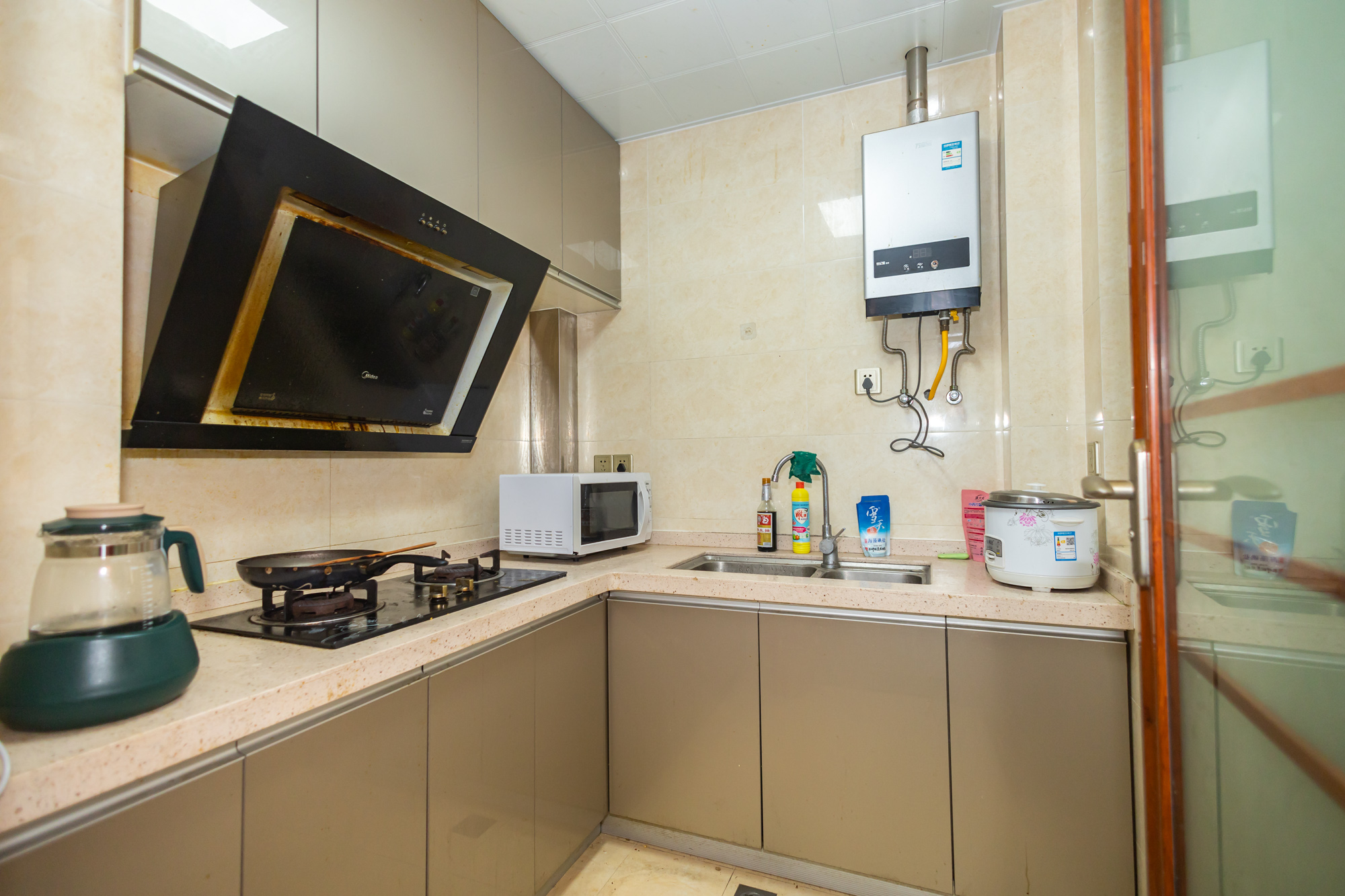 东方航标 3室2厅1卫 80.0万 东方航标 3室2厅1卫 80.0万厨房