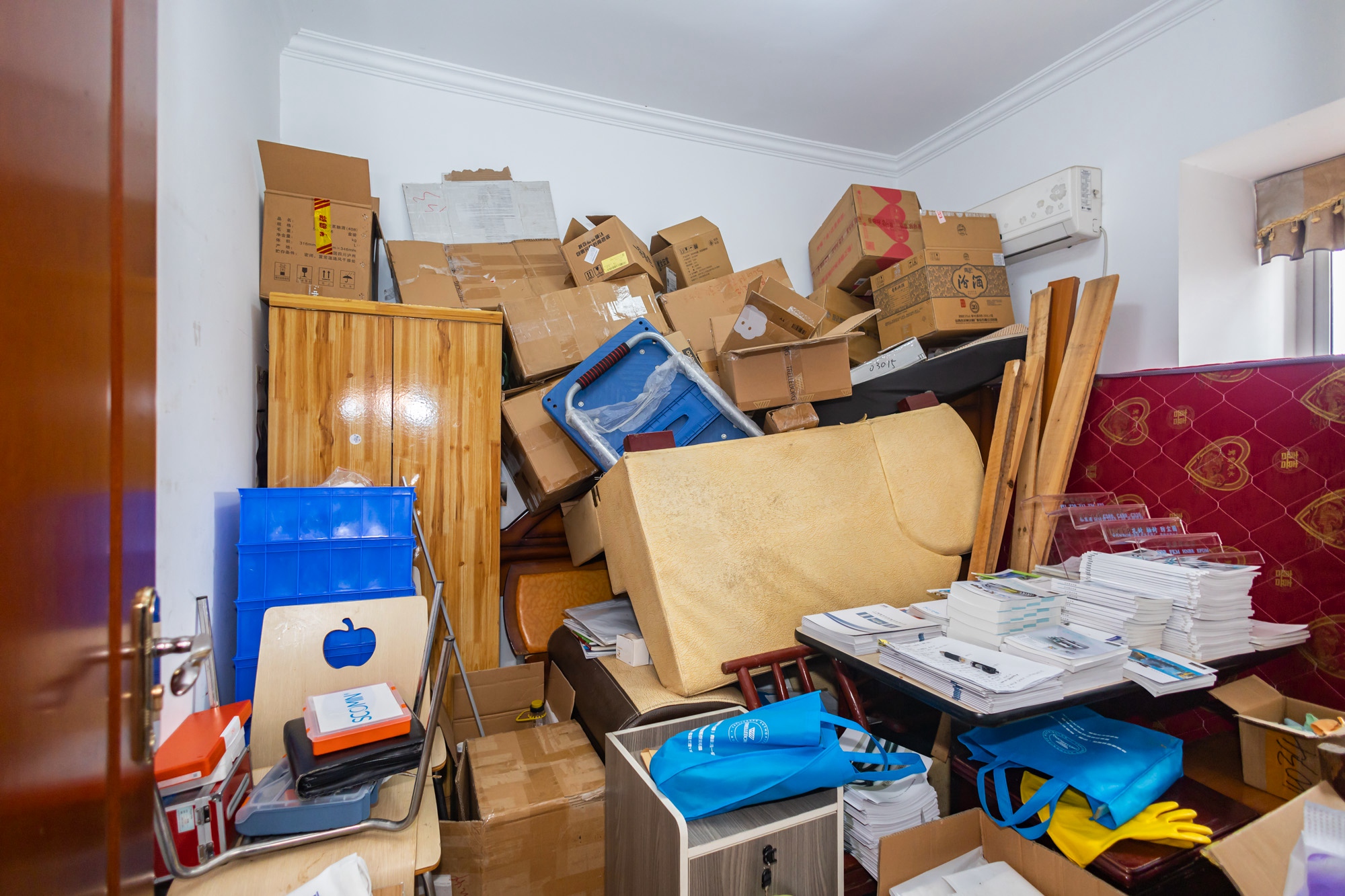 东方航标 3室2厅1卫 80.0万 东方航标 3室2厅1卫 80.0万卧室