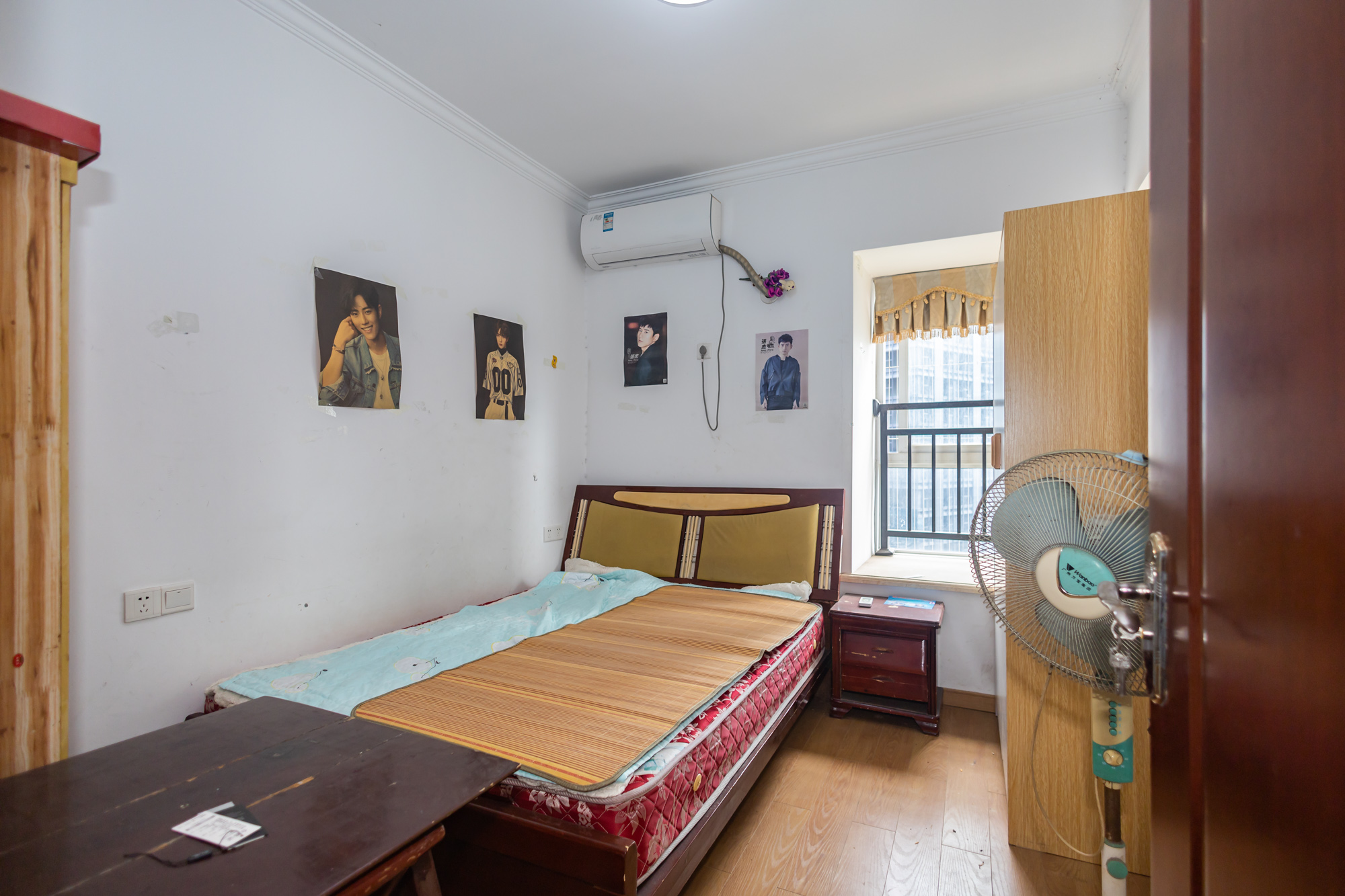 东方航标 3室2厅1卫 80.0万 东方航标 3室2厅1卫 80.0万卧室