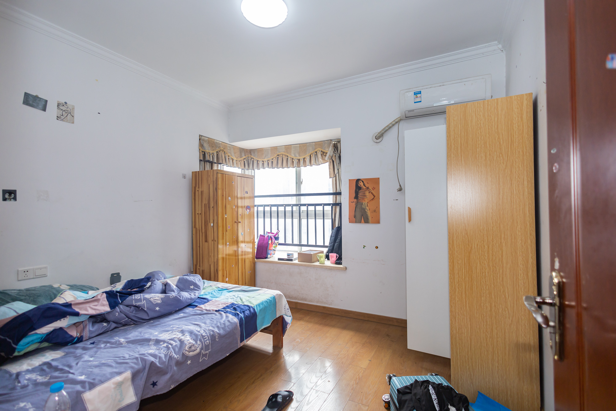 东方航标 3室2厅1卫 80.0万 东方航标 3室2厅1卫 80.0万卧室