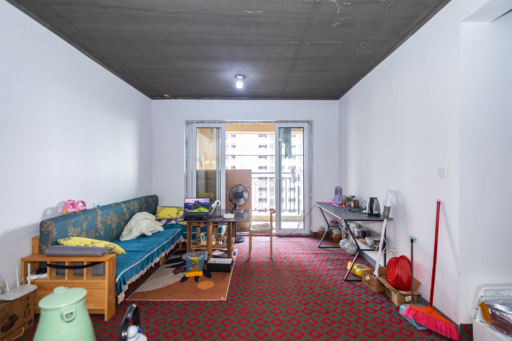 金科时代中心 3室2厅1卫 60.8万 金科时代中心 3室2厅1卫 60.8万客厅