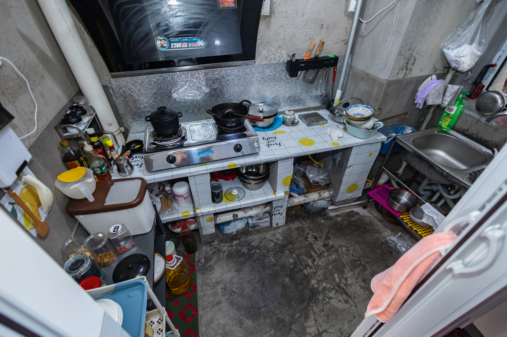 金科时代中心 3室2厅1卫 60.8万 金科时代中心 3室2厅1卫 60.8万厨房