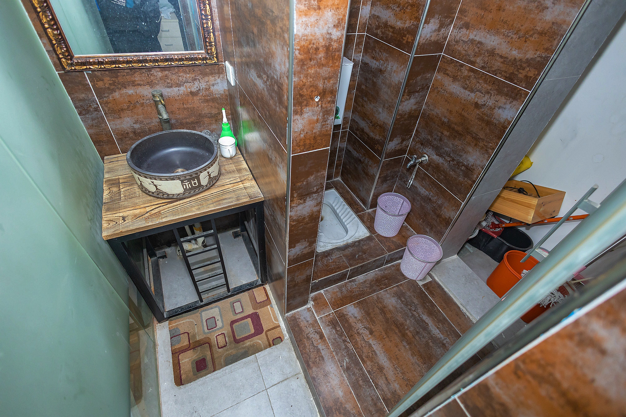 星大峰汇商务楼  1室1厅1卫    38.8万 星大峰汇商务楼  1室1厅1卫    38.8万卫生间