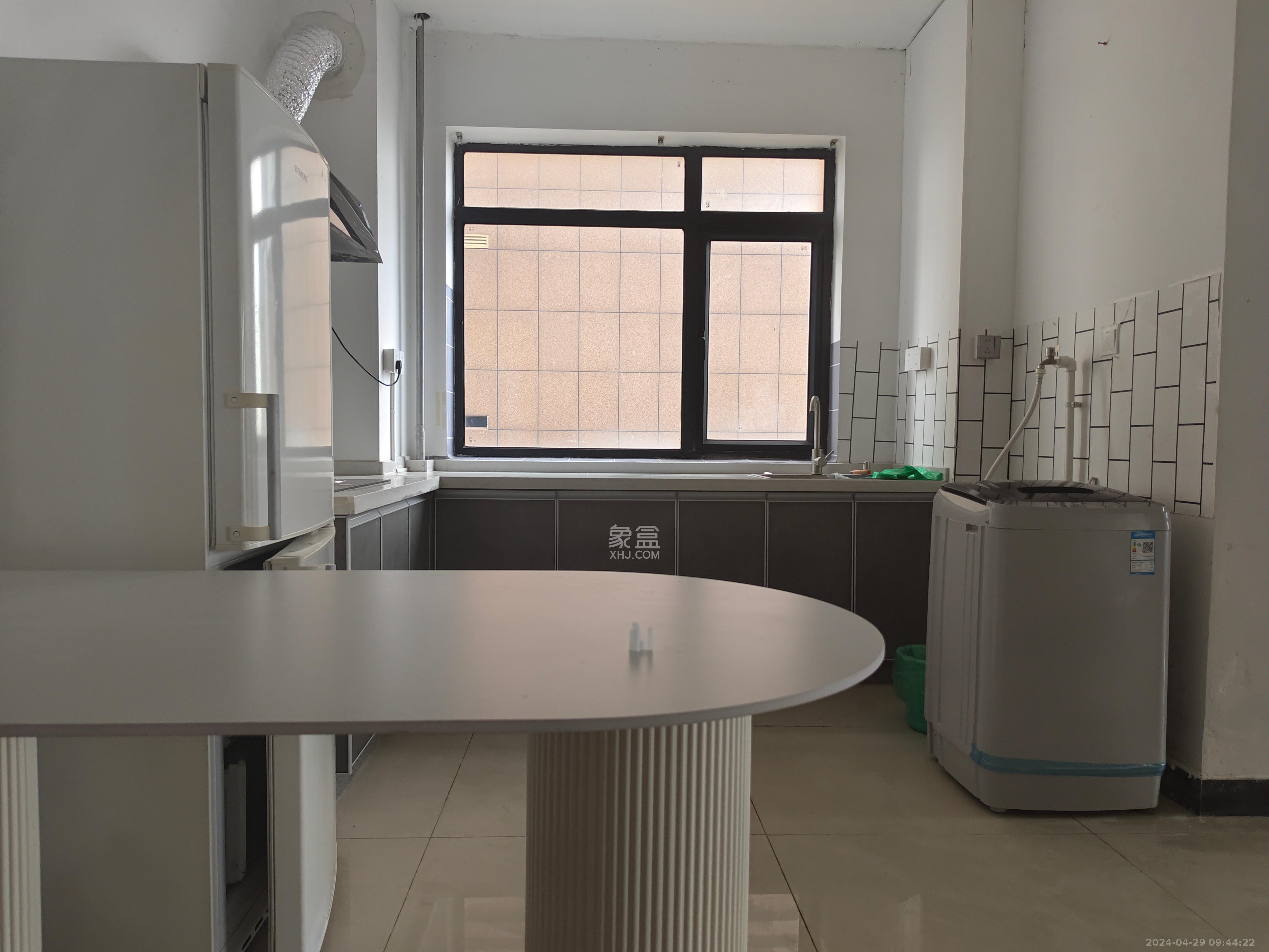 佳兴国际汇 2室1厅1卫 2200.0元/月 佳兴国际汇 2室1厅1卫 2200.0元/月室内图