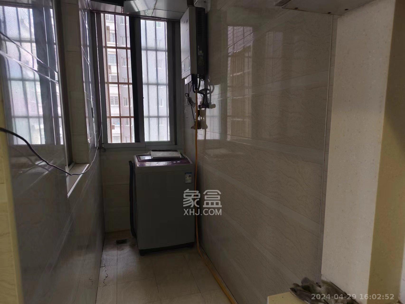 锦璨家园  3室2厅1卫   1900.00元/月室内图