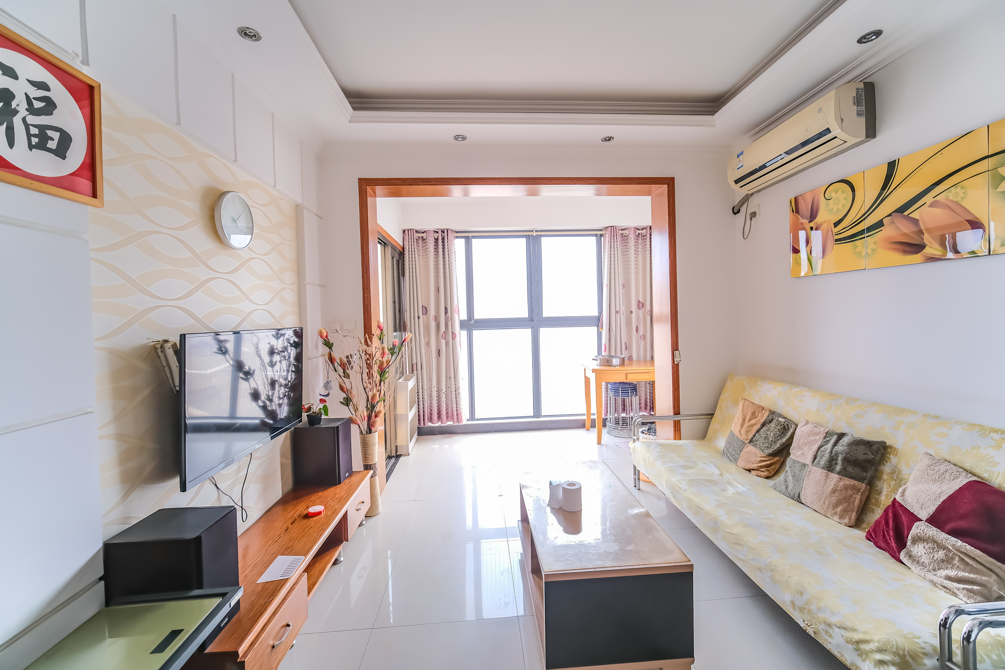 花样年华  1室1厅1卫    32.0万 花样年华  1室1厅1卫    32.0万客厅