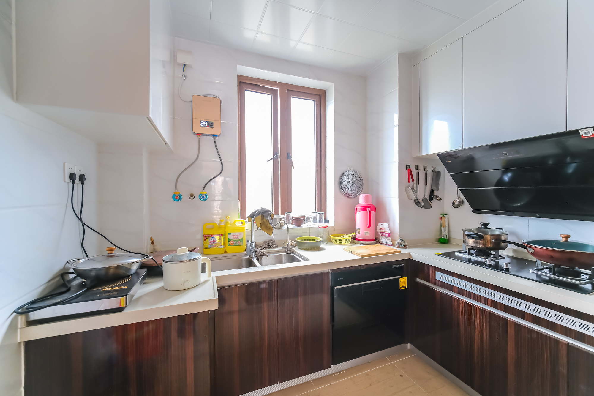 碧桂园翘楚棠 3室2厅2卫 90.0万 碧桂园翘楚棠 3室2厅2卫 90.0万厨房