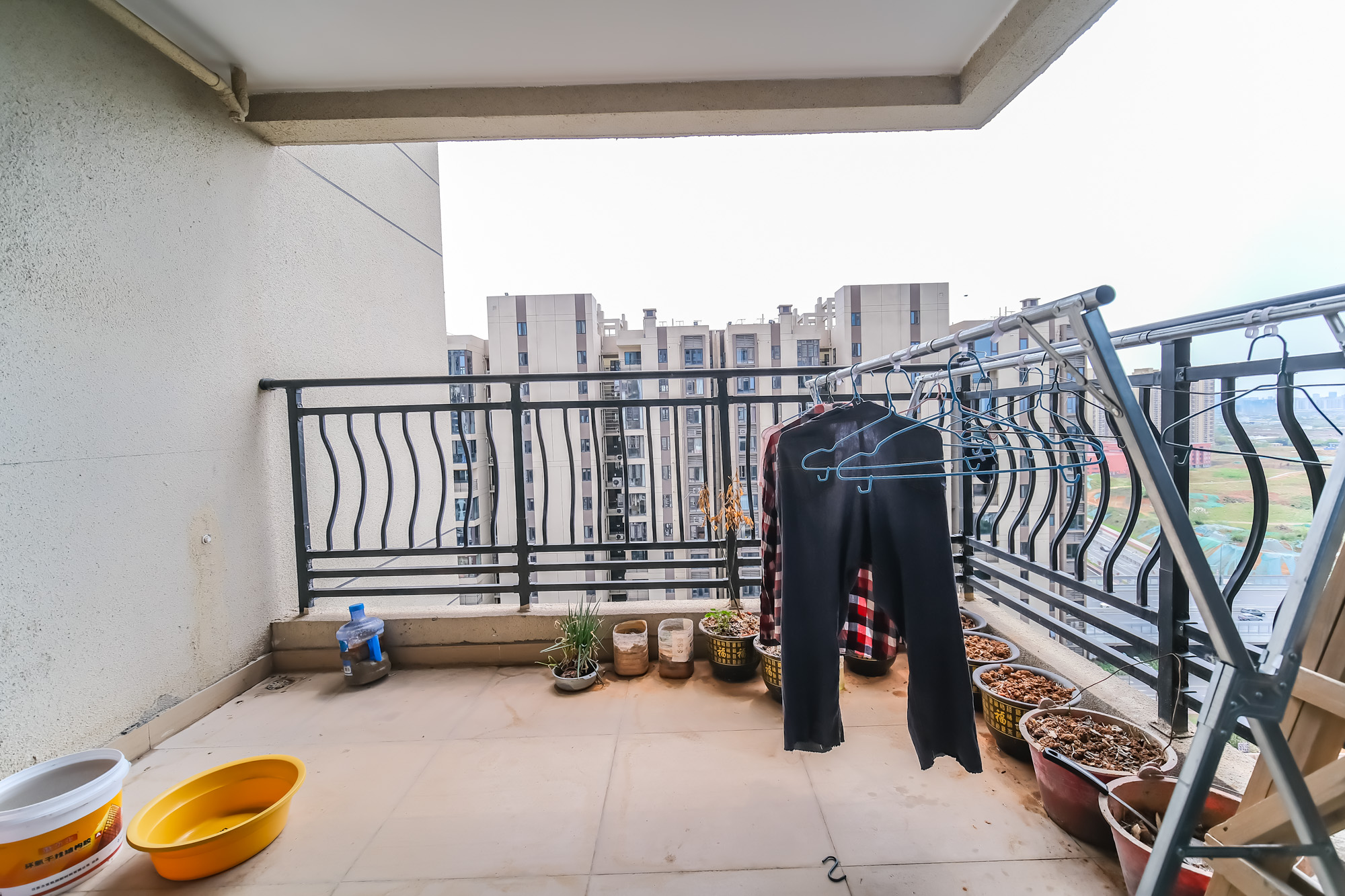 碧桂园翘楚棠 3室2厅2卫 90.0万 碧桂园翘楚棠 3室2厅2卫 90.0万阳台