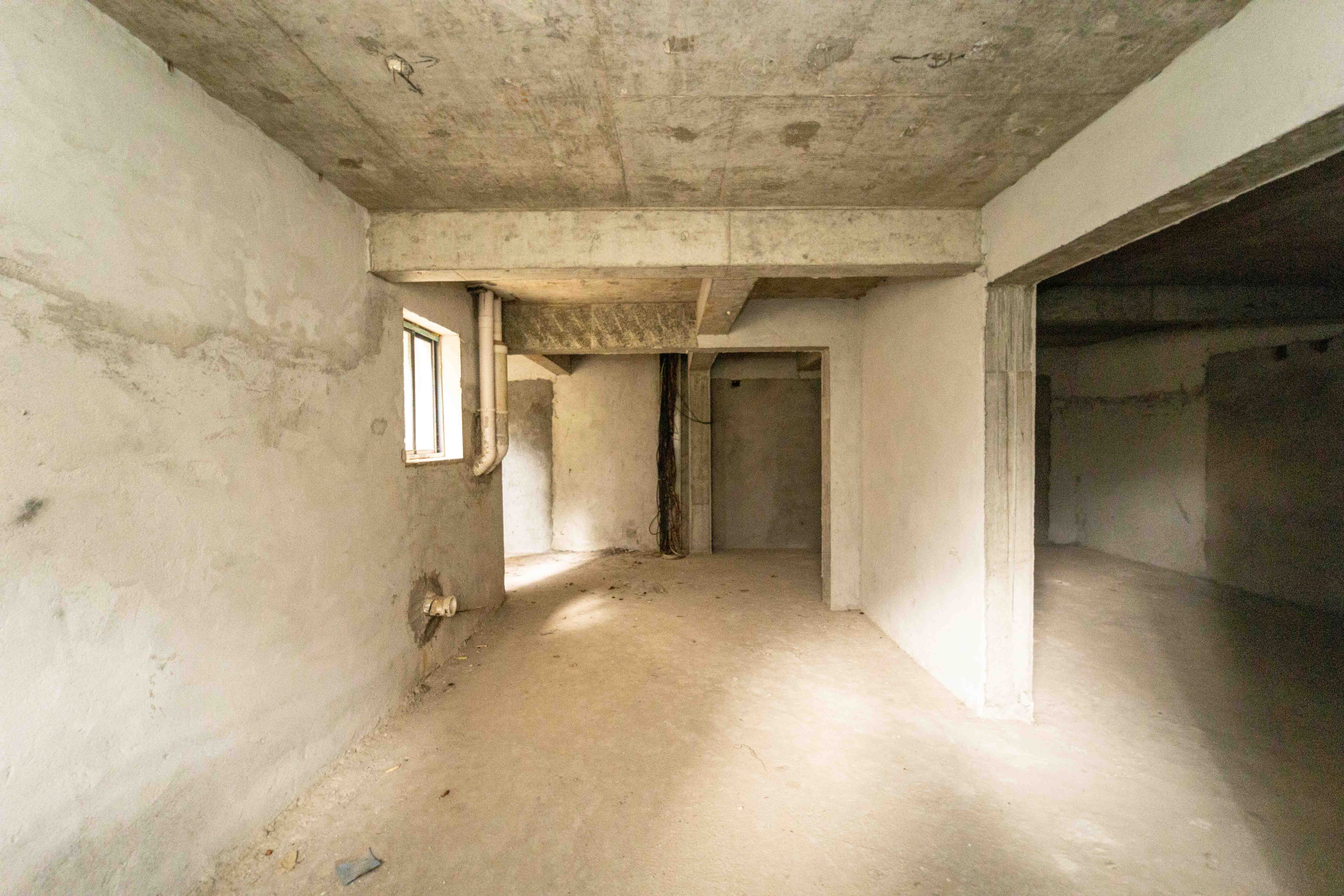 锦湘国际星城四期（金丽苑）  4室2厅2卫    200.0万其他