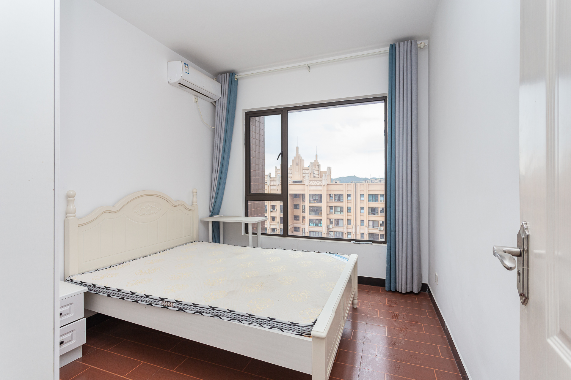 润和又一城 3室2厅2卫 78.0万 润和又一城 3室2厅2卫 78.0万卧室