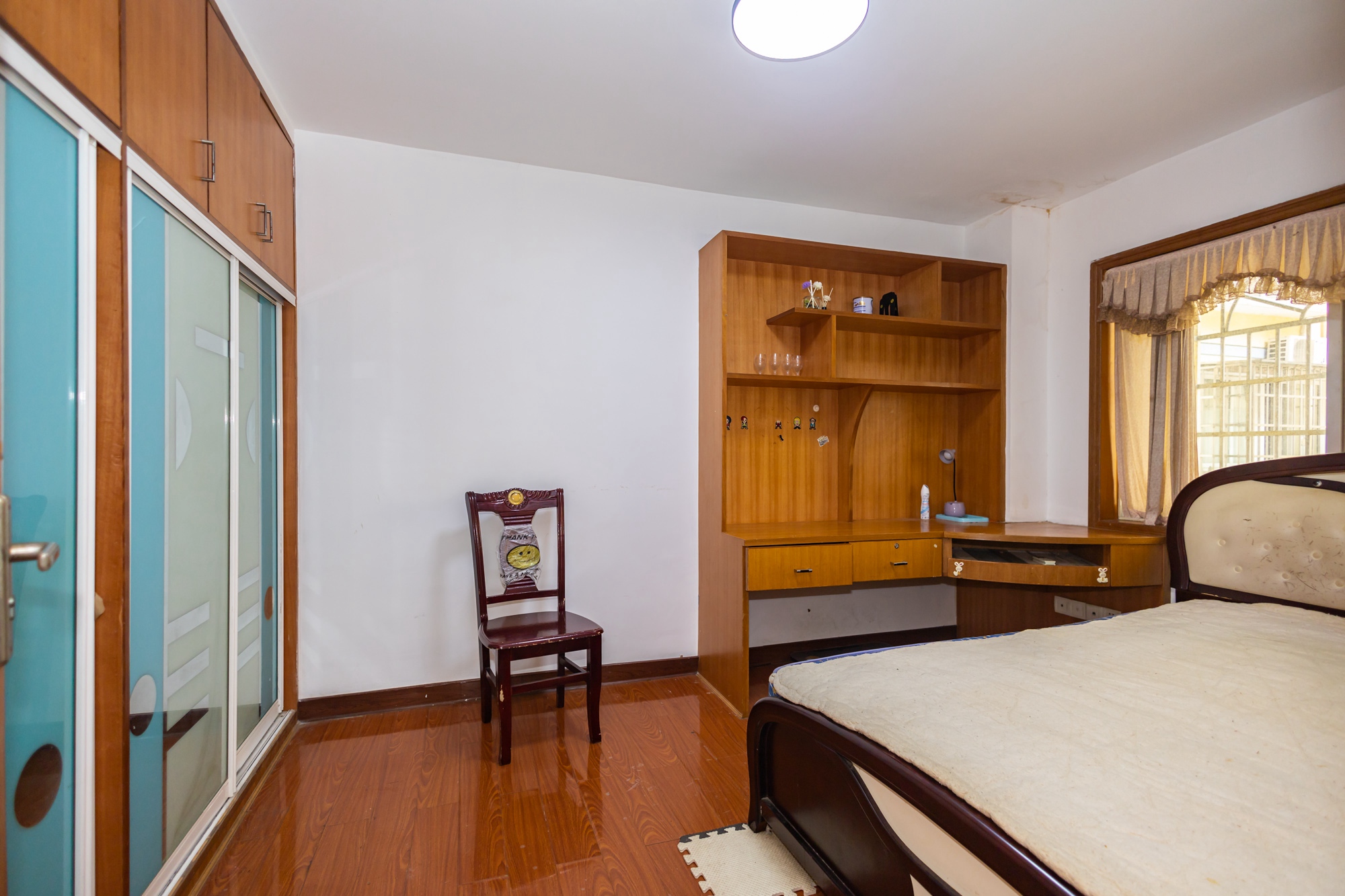 领秀星城(领秀新城) 3室2厅1卫 72.0万 领秀星城(领秀新城) 3室2厅1卫 72.0万卧室