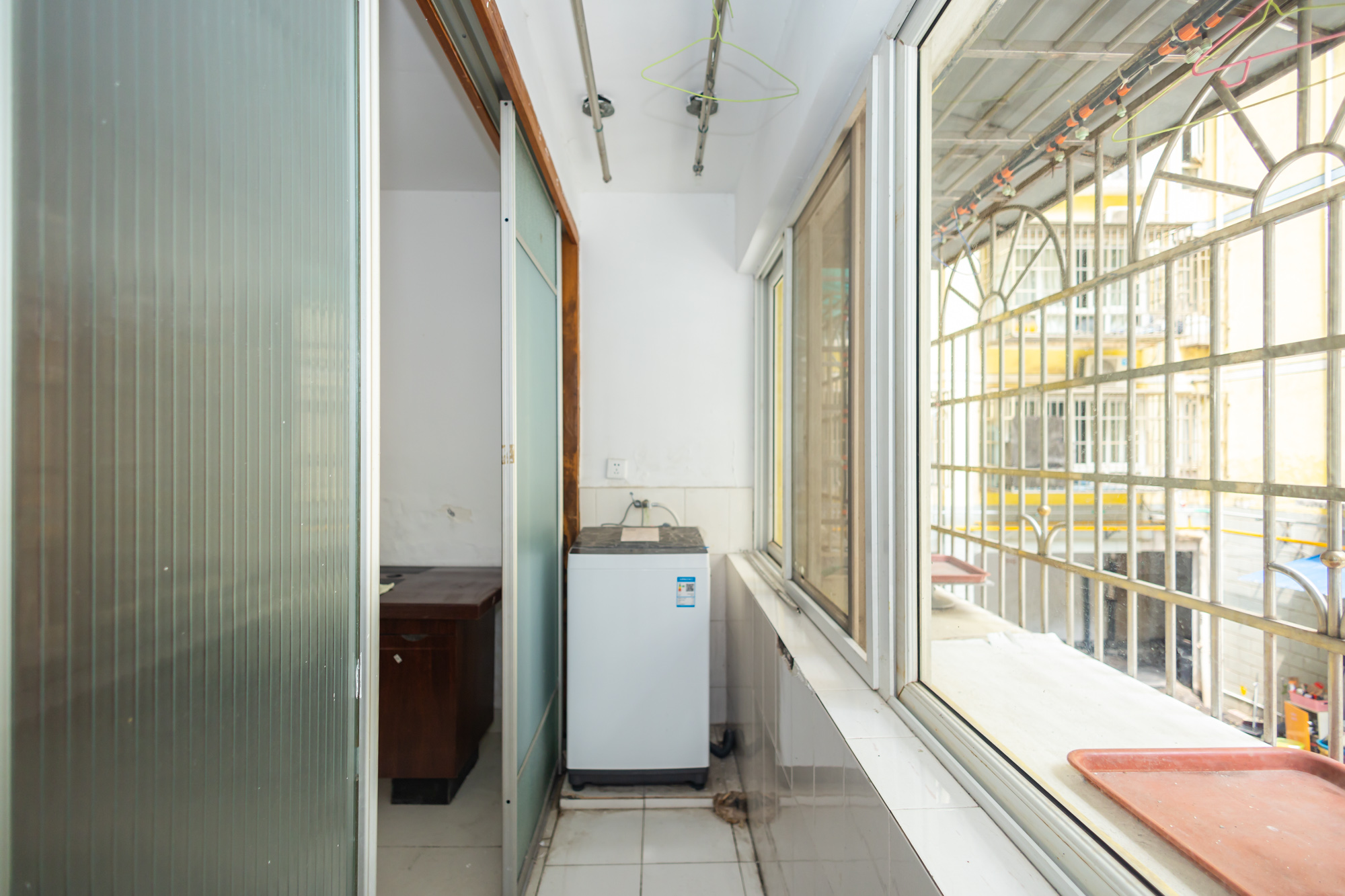 领秀星城(领秀新城) 3室2厅1卫 72.0万 领秀星城(领秀新城) 3室2厅1卫 72.0万阳台