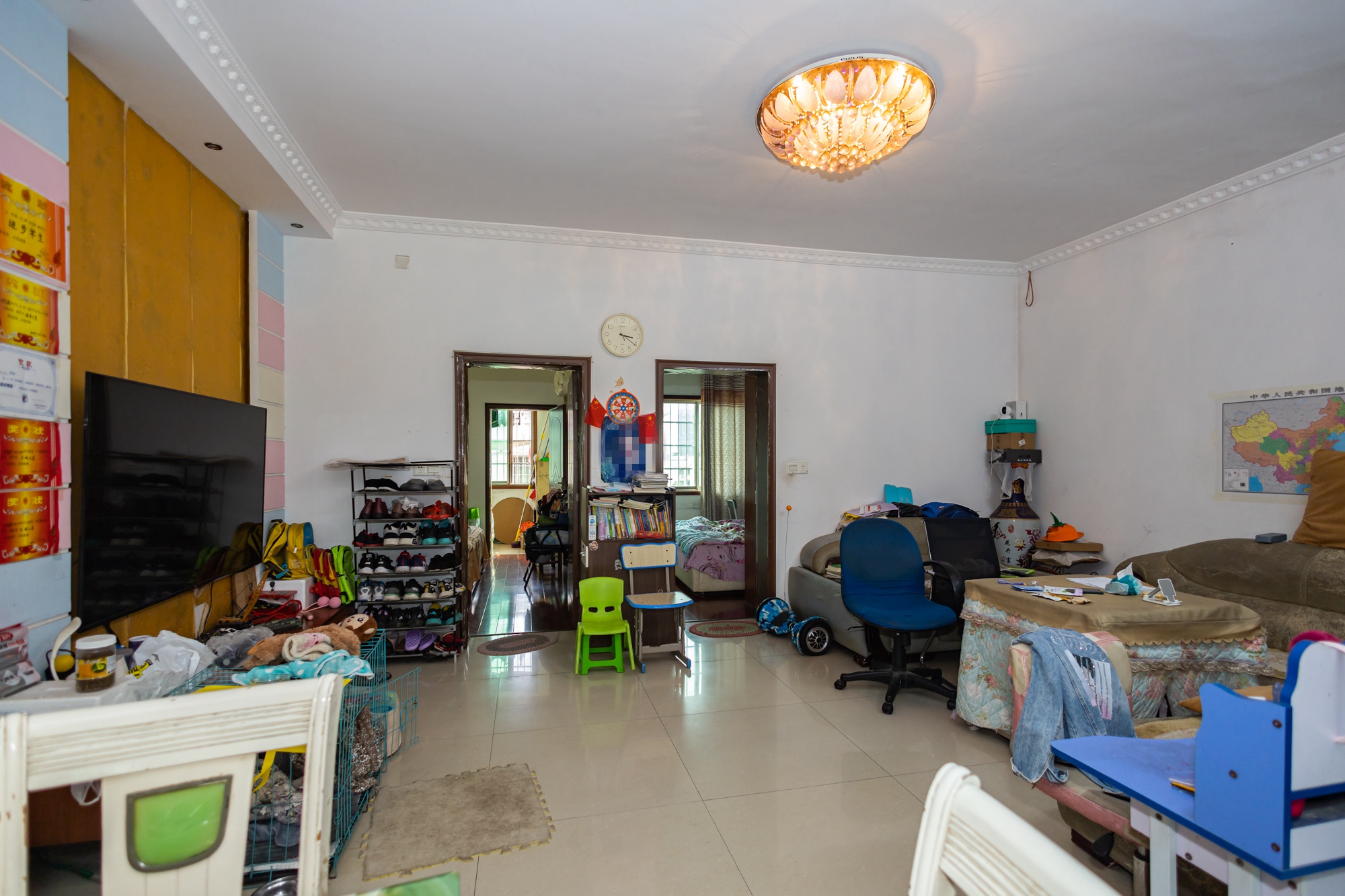 中南汽车世界 3室2厅1卫 31.0万 中南汽车世界 3室2厅1卫 31.0万客厅