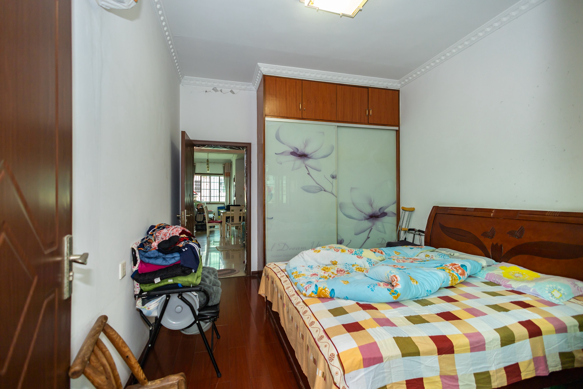 中南汽车世界 3室2厅1卫 31.0万 中南汽车世界 3室2厅1卫 31.0万卧室