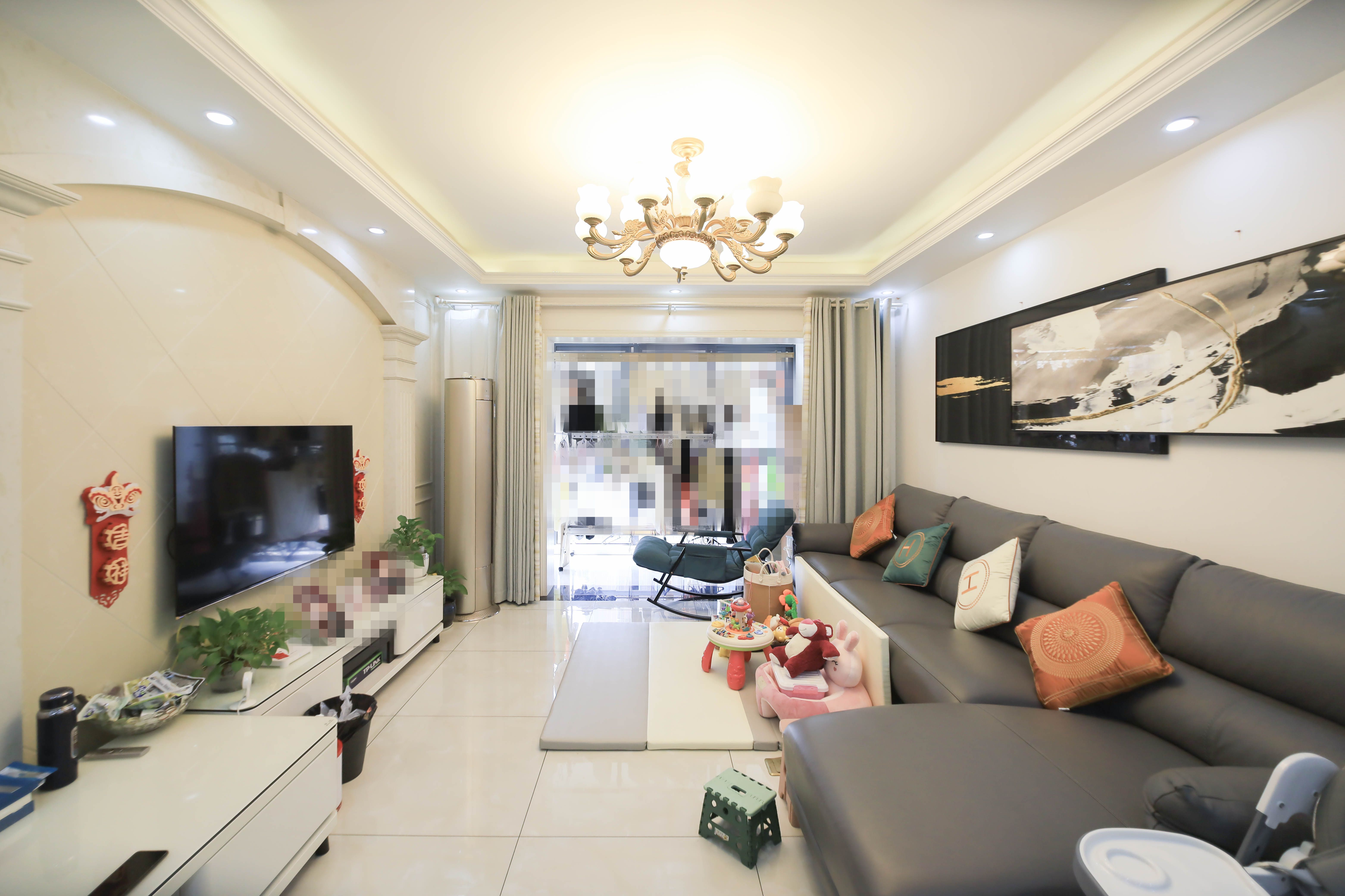 新城新世界一二三期  3室2厅2卫    125.0万 新城新世界一二三期  3室2厅2卫    125.0万