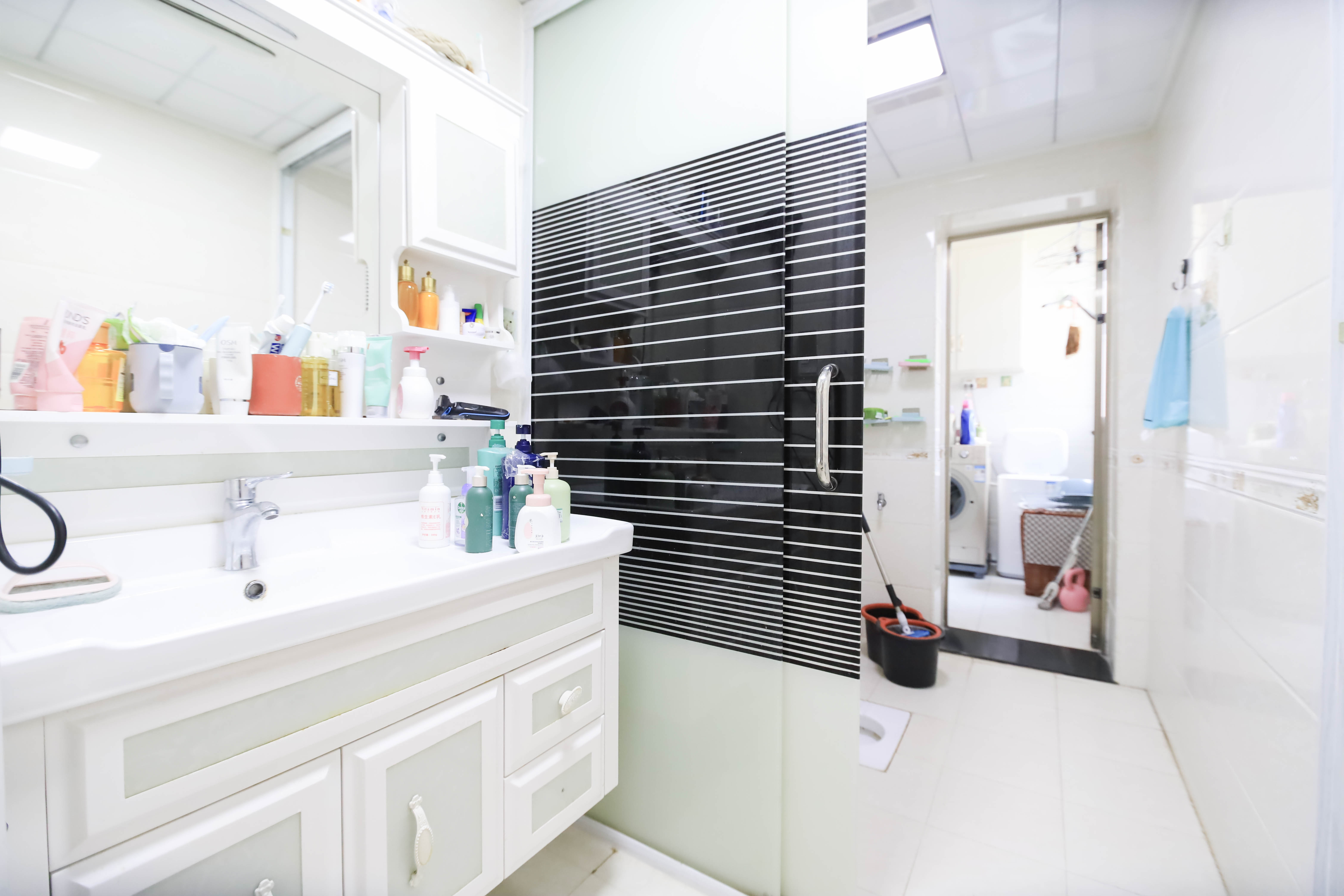 新城新世界一二三期  3室2厅2卫    125.0万 新城新世界一二三期  3室2厅2卫    125.0万卫生间