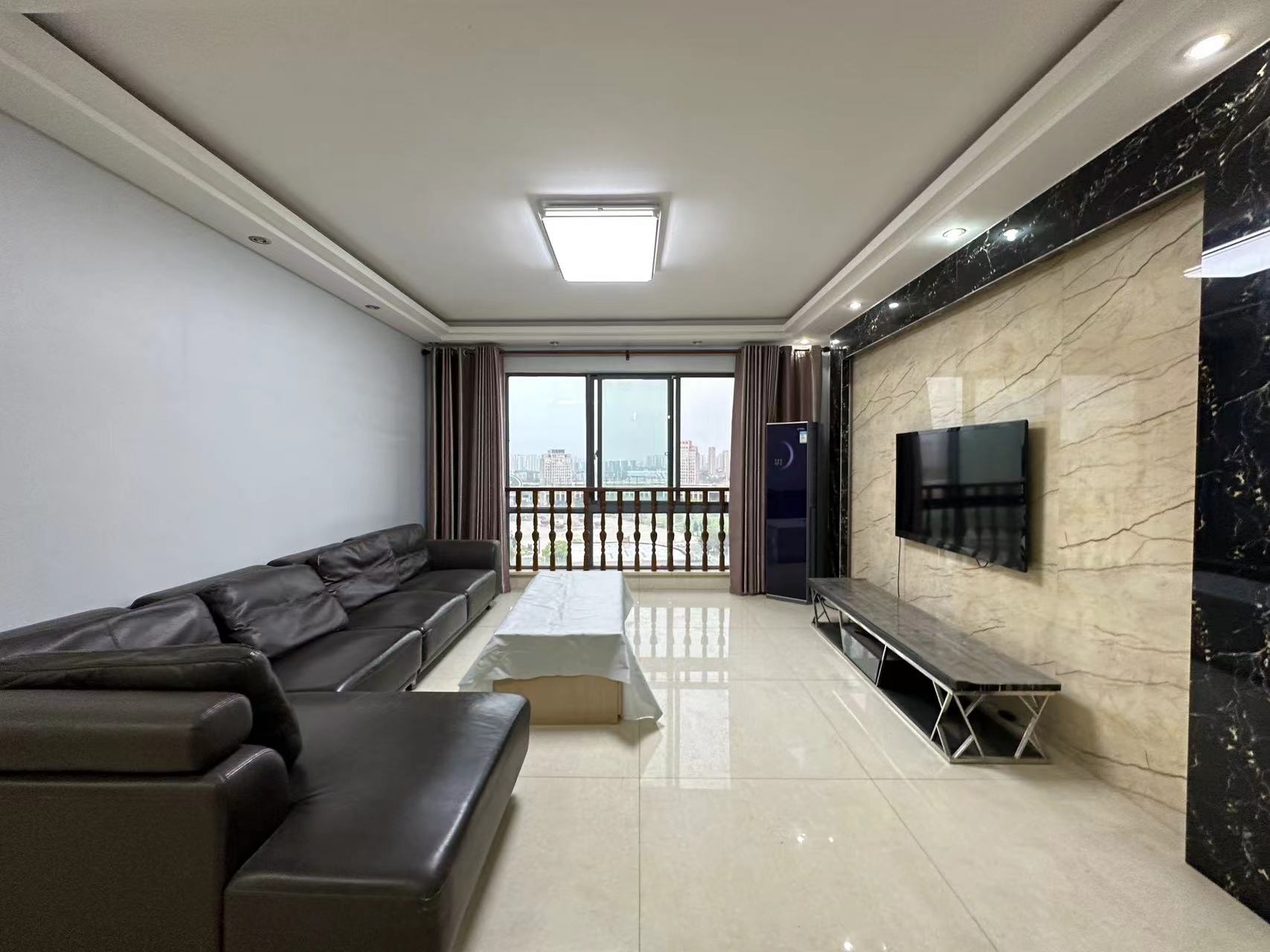 嘉墅翰林阁  3室2厅2卫    62.8万 嘉墅翰林阁  3室2厅2卫    62.8万室内图