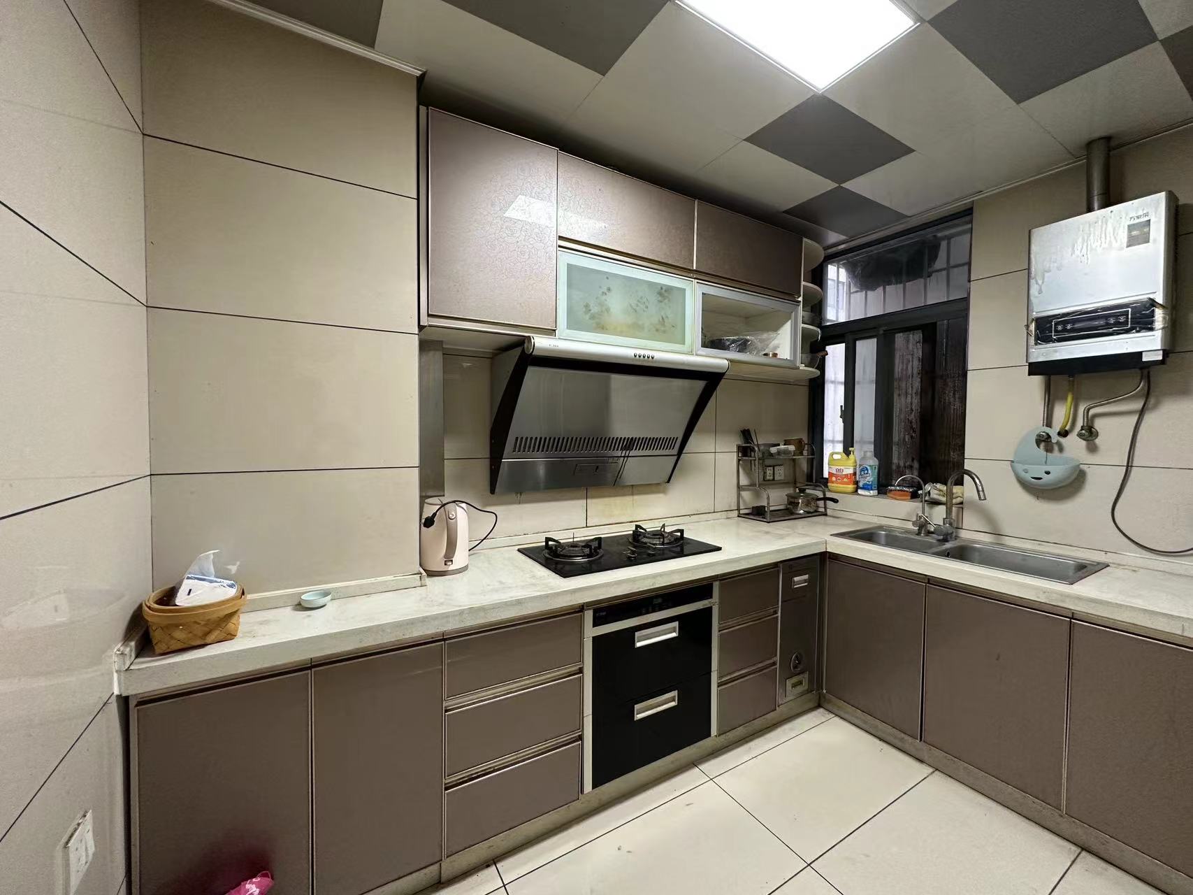 嘉墅翰林阁  3室2厅2卫    62.8万 嘉墅翰林阁  3室2厅2卫    62.8万室内图