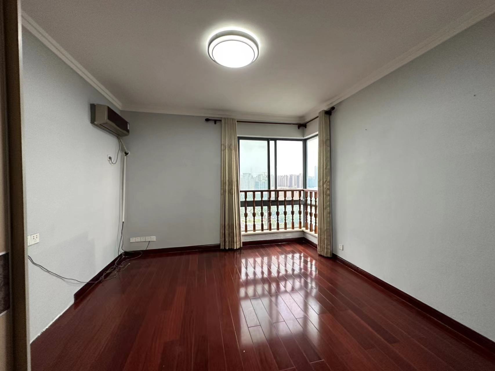 嘉墅翰林阁  3室2厅2卫    62.8万 嘉墅翰林阁  3室2厅2卫    62.8万室内图