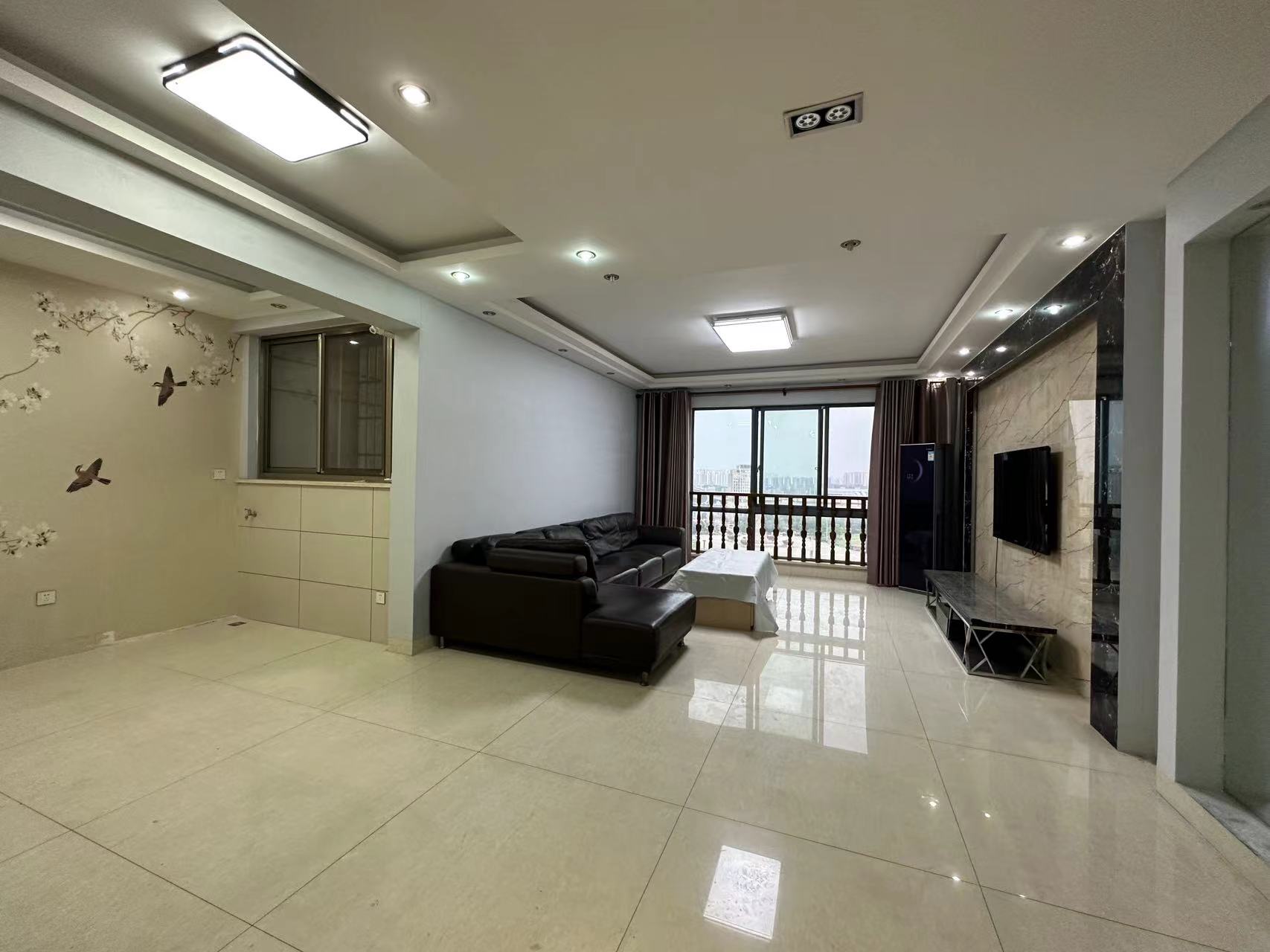 嘉墅翰林阁  3室2厅2卫    62.8万 嘉墅翰林阁  3室2厅2卫    62.8万室内图