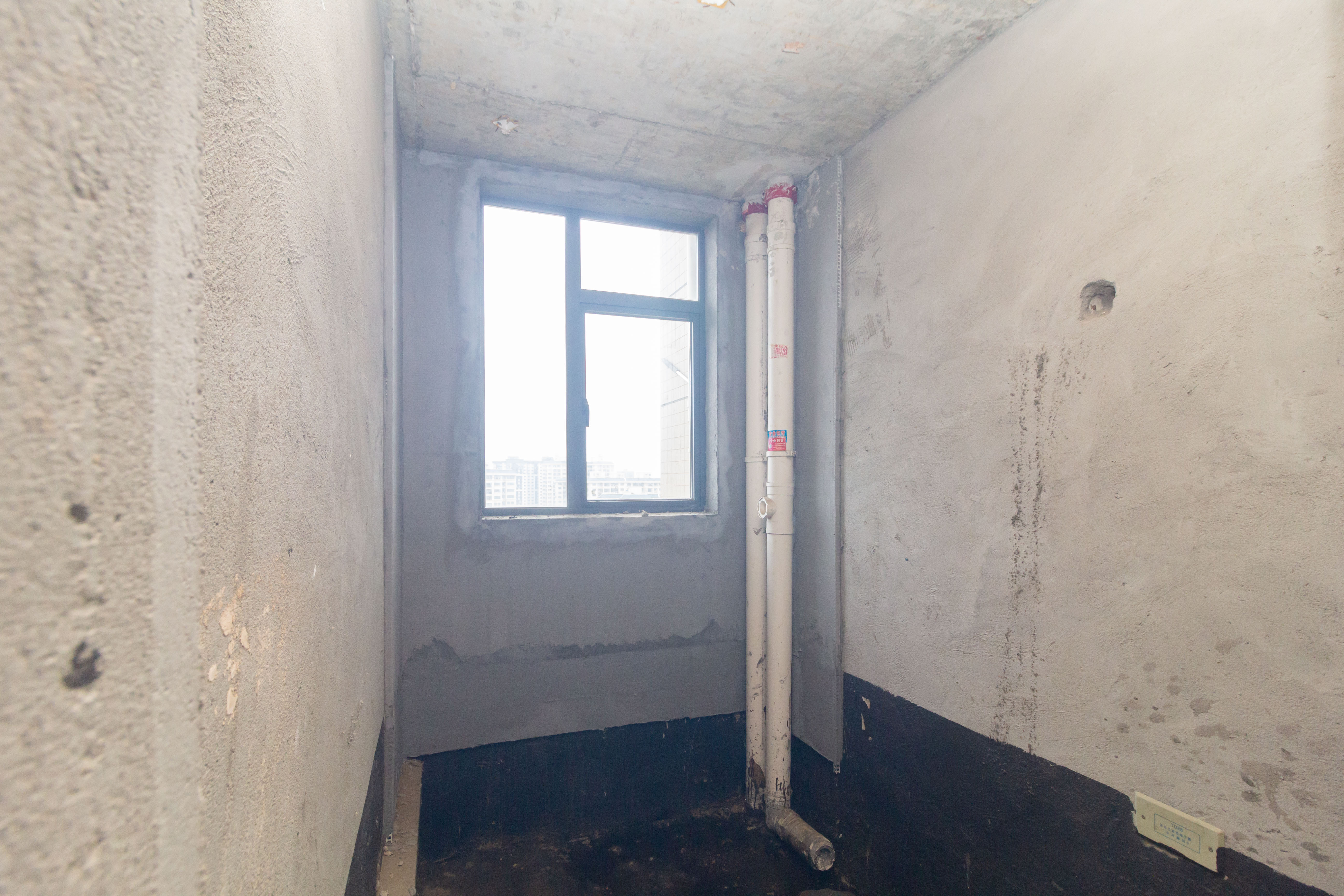 湘预家园  3室2厅2卫    74.99万 湘预家园  3室2厅2卫    74.99万卫生间