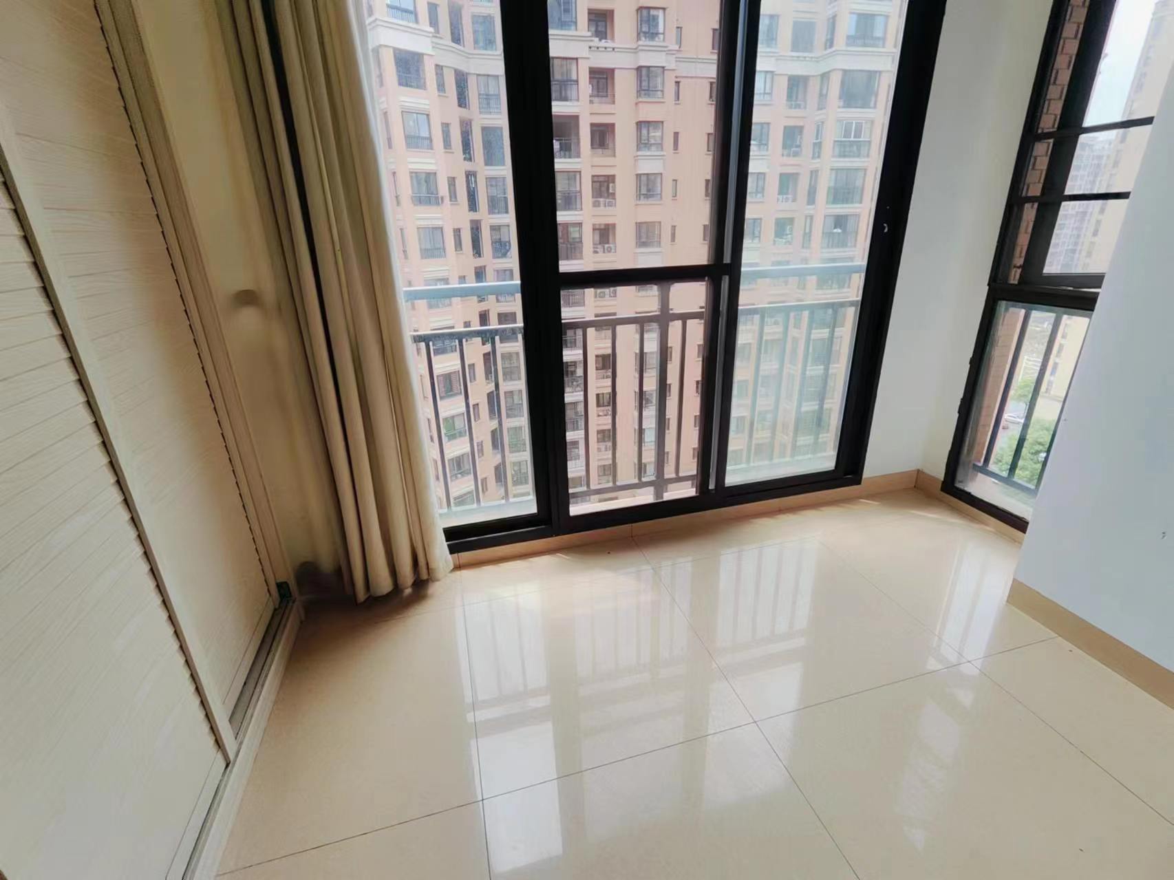 康桥美郡  2室2厅1卫    72.8万室内图