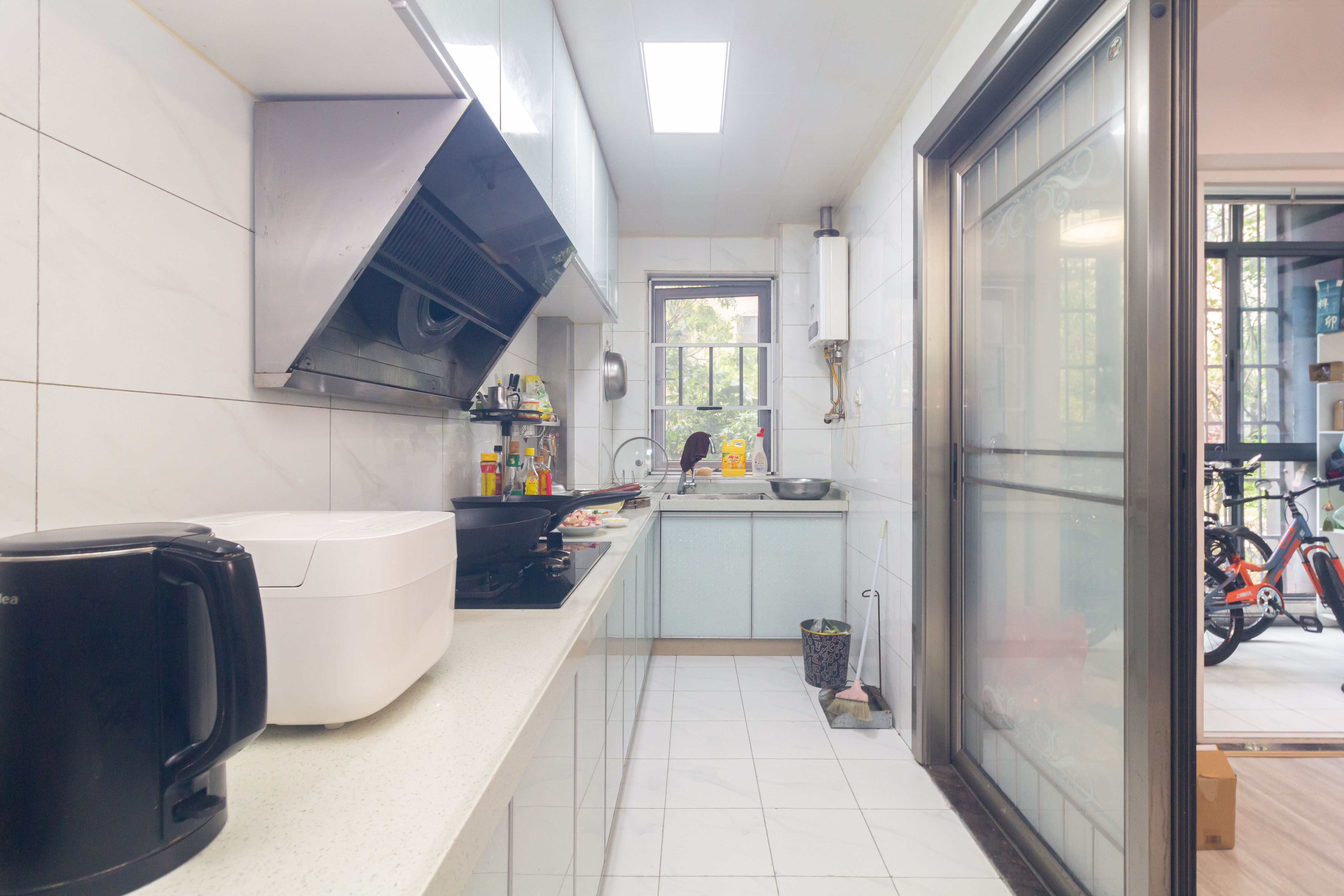 金科天悦(金科美邻汇) 3室2厅2卫 79.8万 金科天悦(金科美邻汇) 3室2厅2卫 79.8万厨房