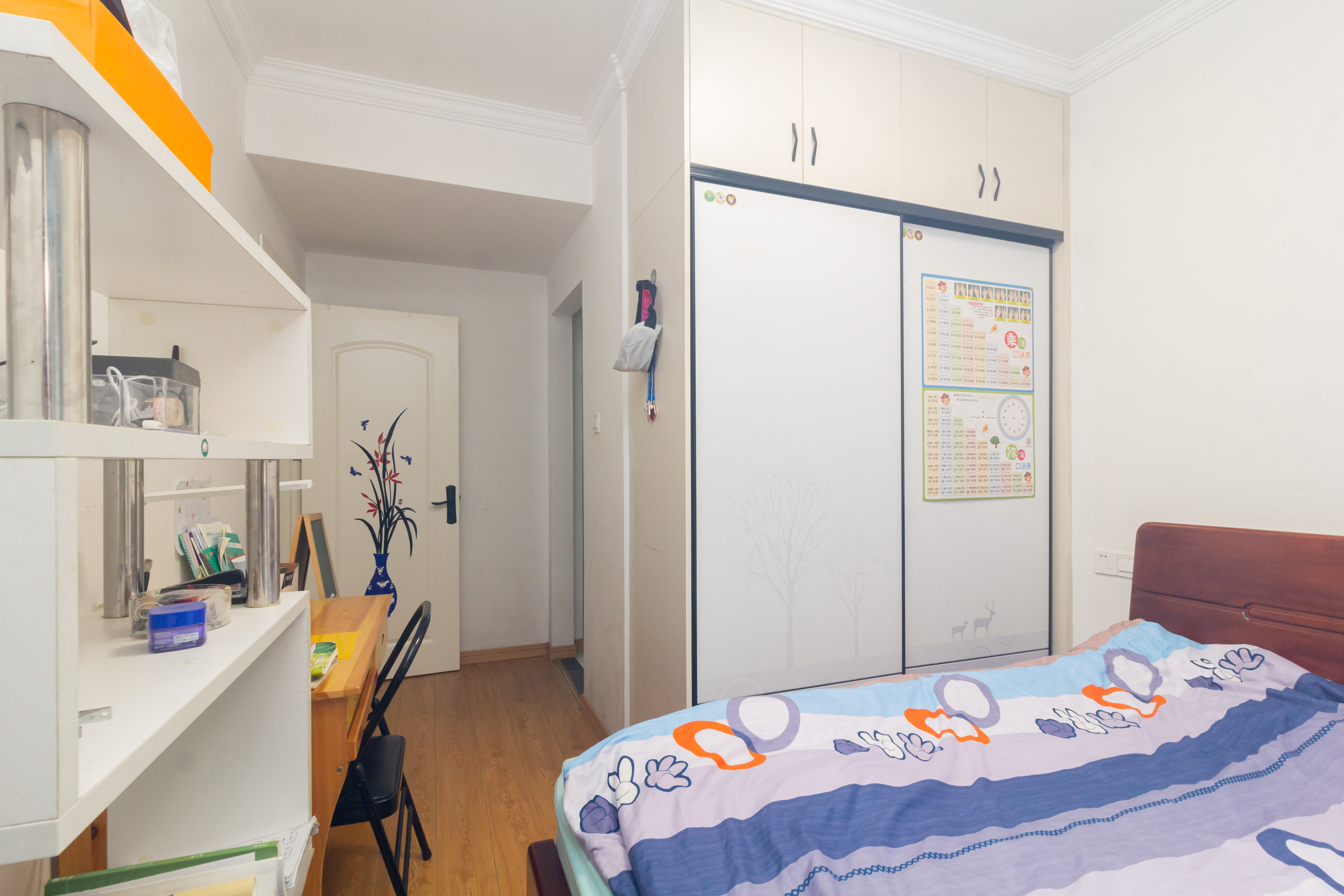 金科天悦(金科美邻汇) 3室2厅2卫 79.8万 金科天悦(金科美邻汇) 3室2厅2卫 79.8万卧室