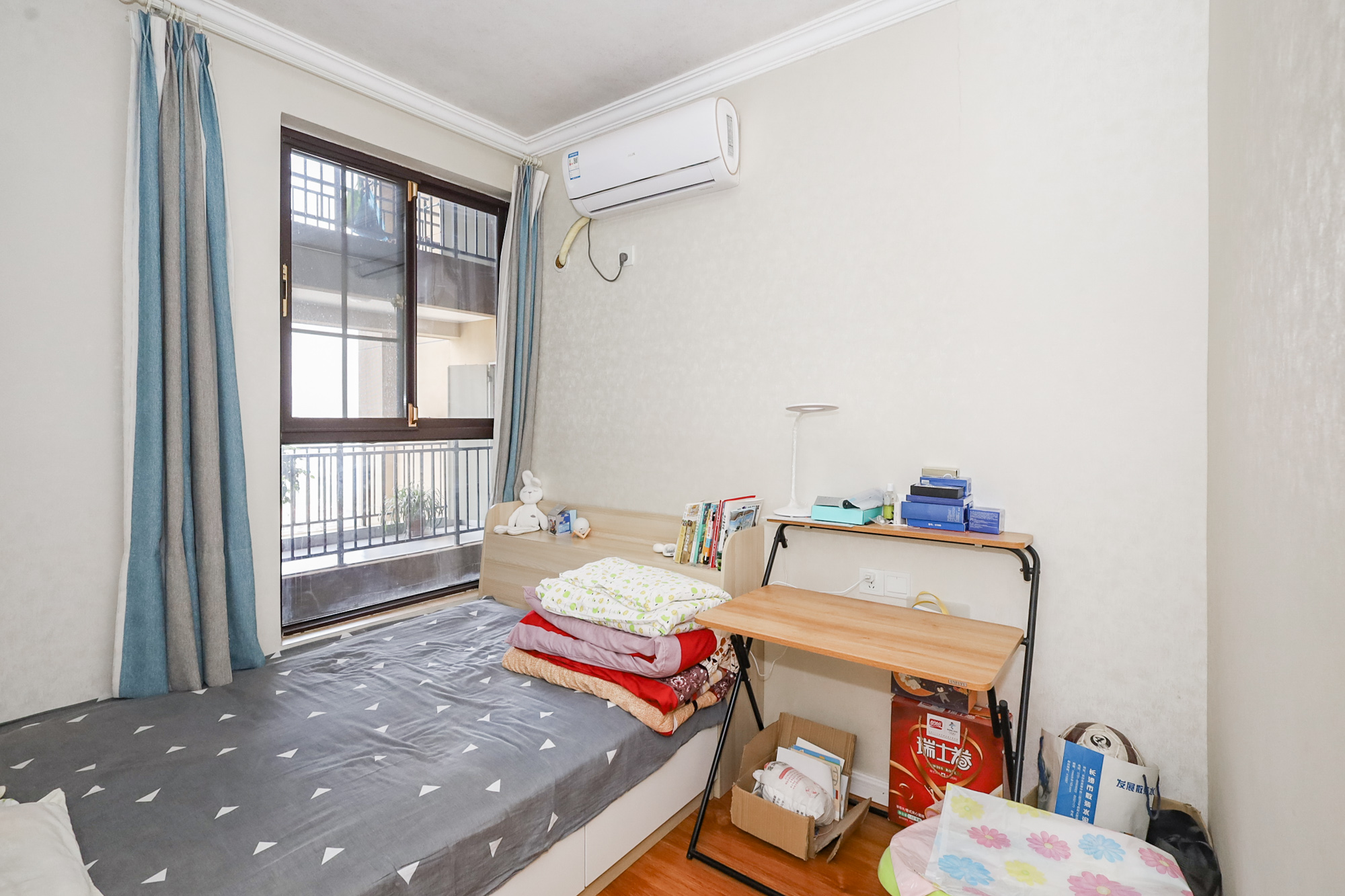 协信星澜汇  3室2厅1卫    106.0万卧室