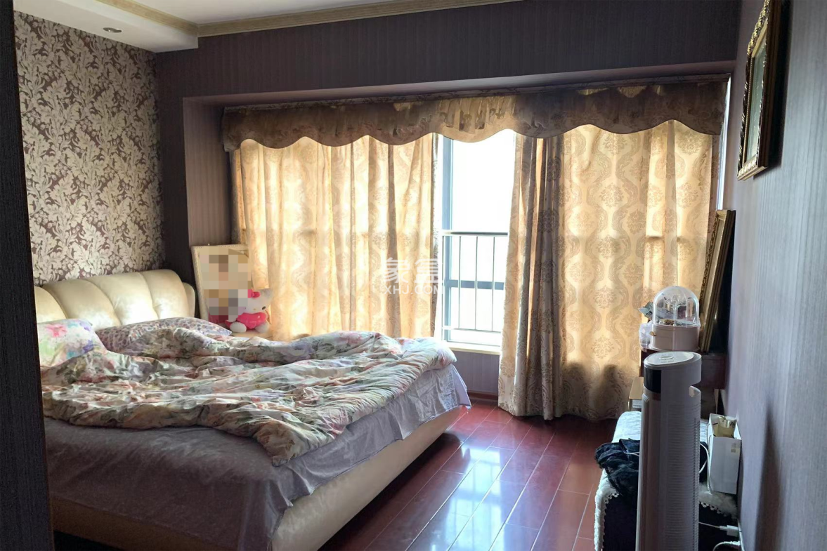 华晨御园  3室2厅2卫    82.0万 华晨御园  3室2厅2卫    82.0万室内图