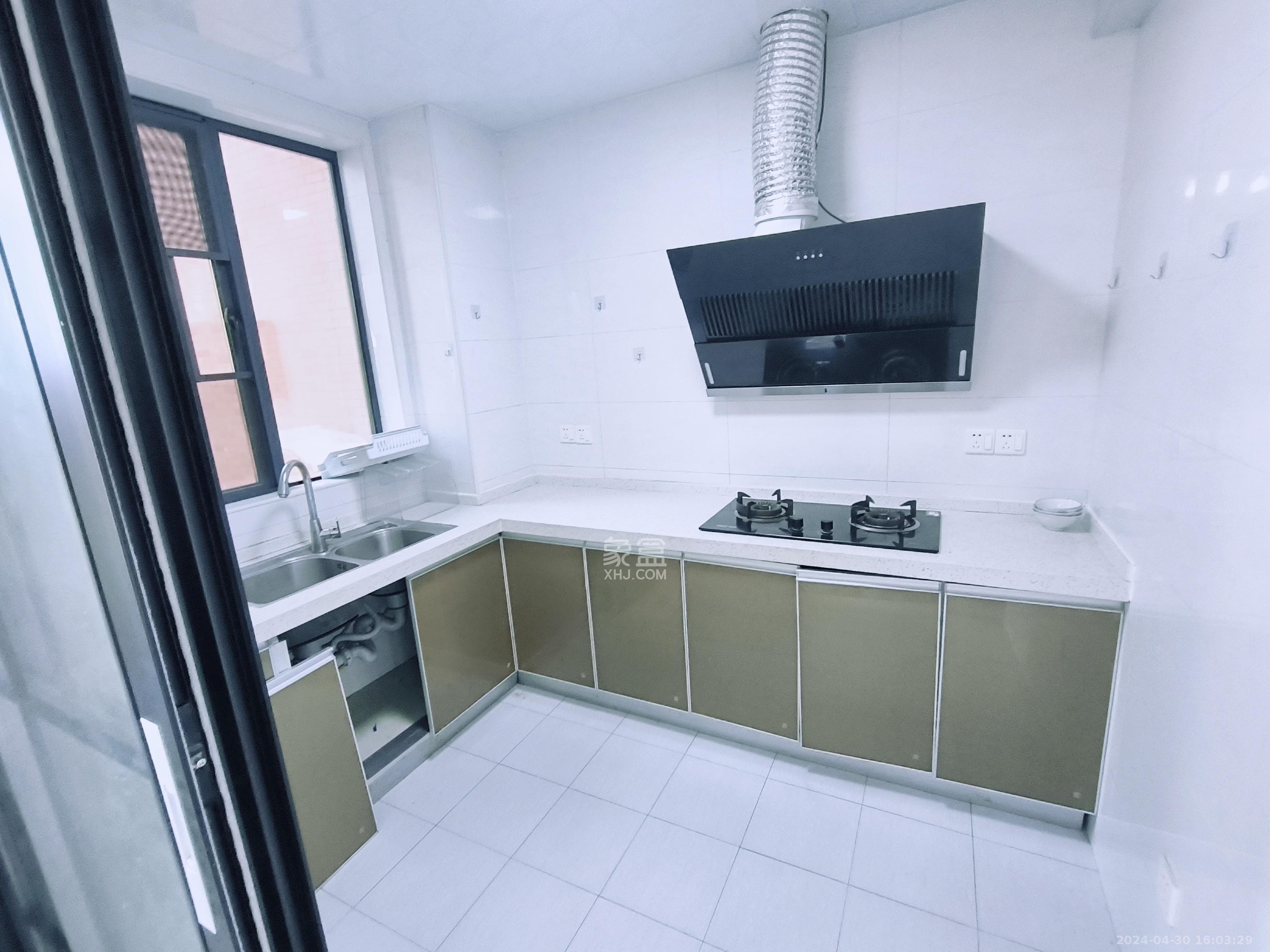 金谷豪庭 3室2厅2卫 1600.00元/月 金谷豪庭 3室2厅2卫 1600.00元/月室内图