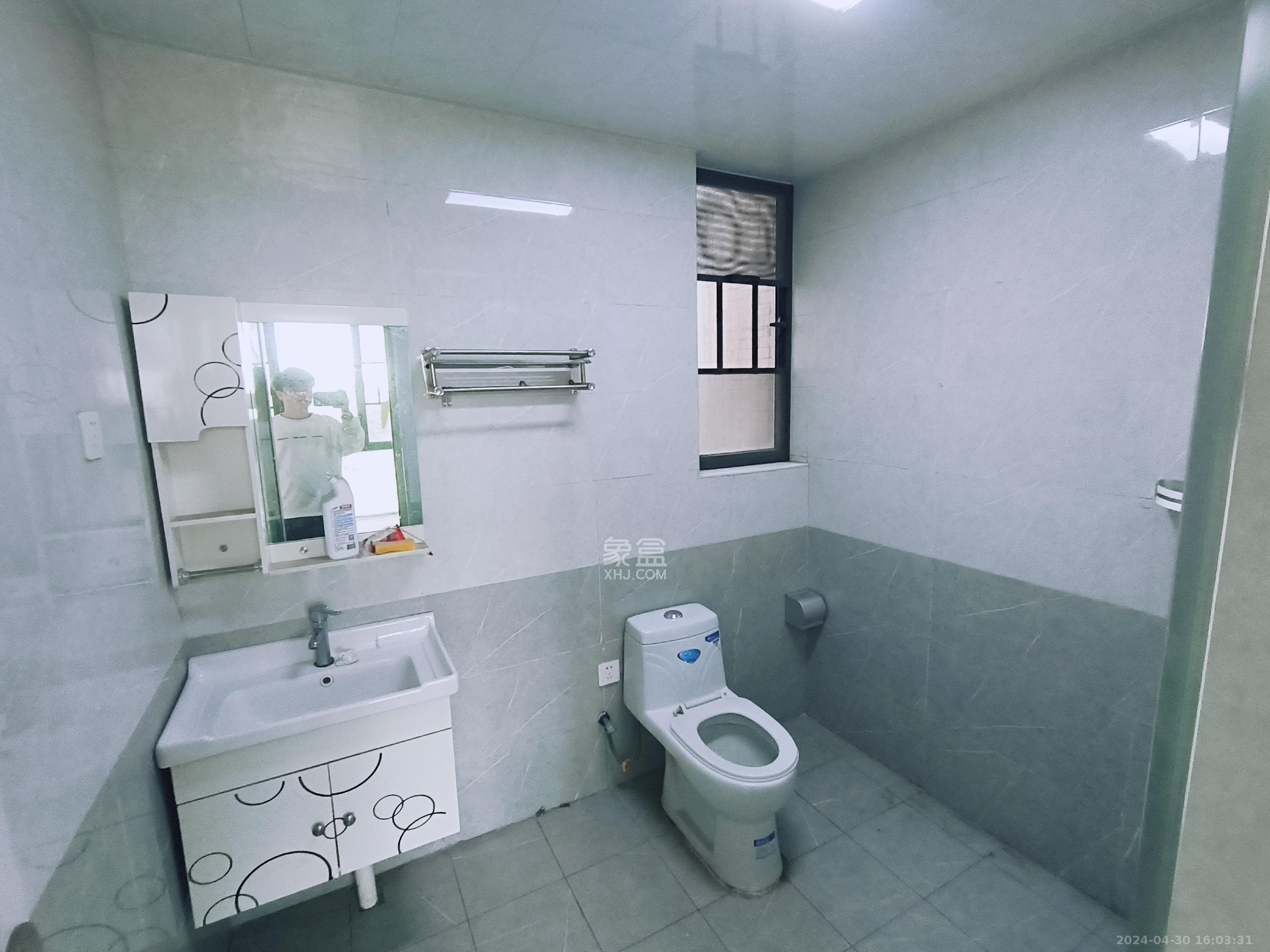 金谷豪庭 3室2厅2卫 1600.00元/月 金谷豪庭 3室2厅2卫 1600.00元/月室内图