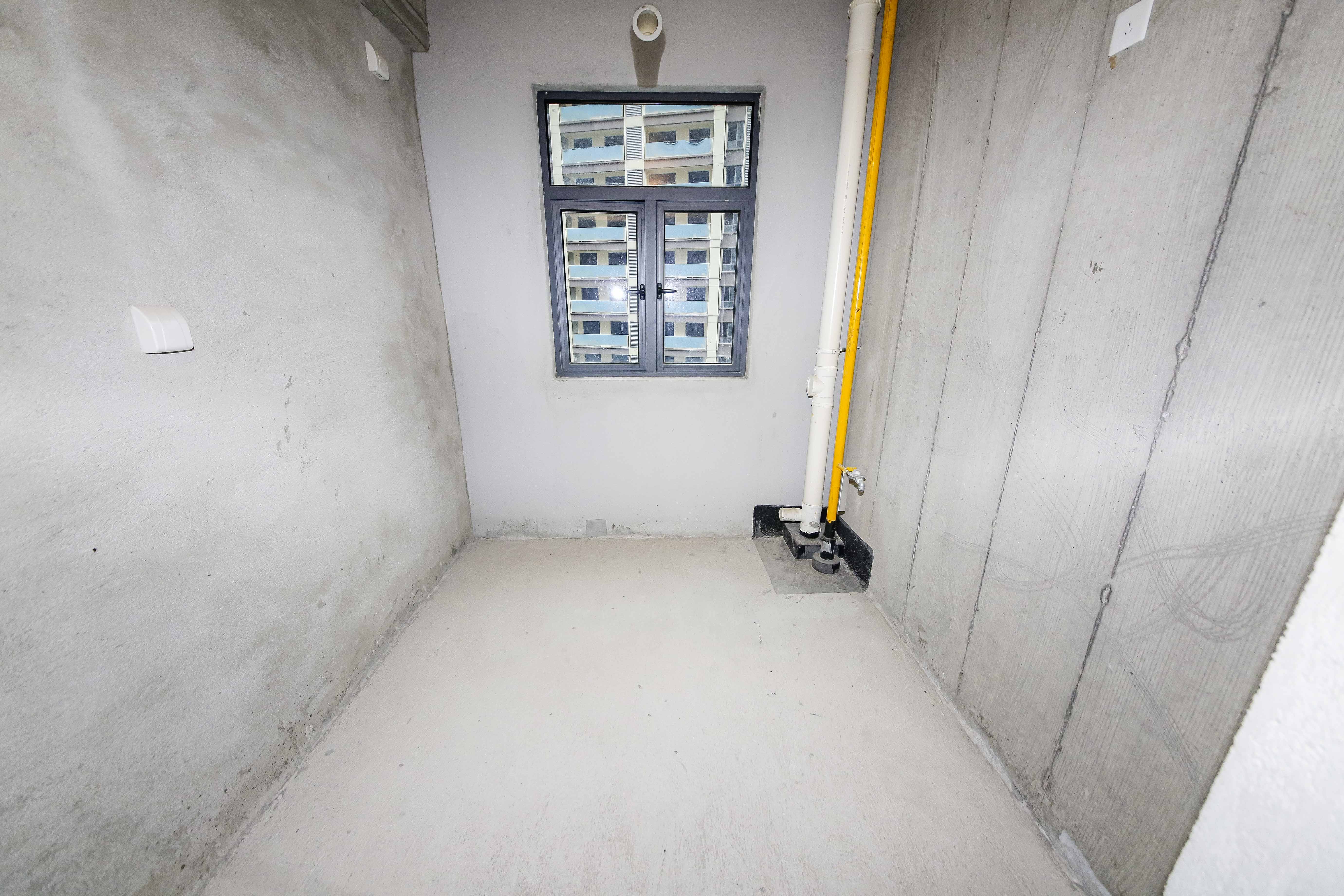 中建钰和城  3室2厅2卫   1900.00元/月户型图