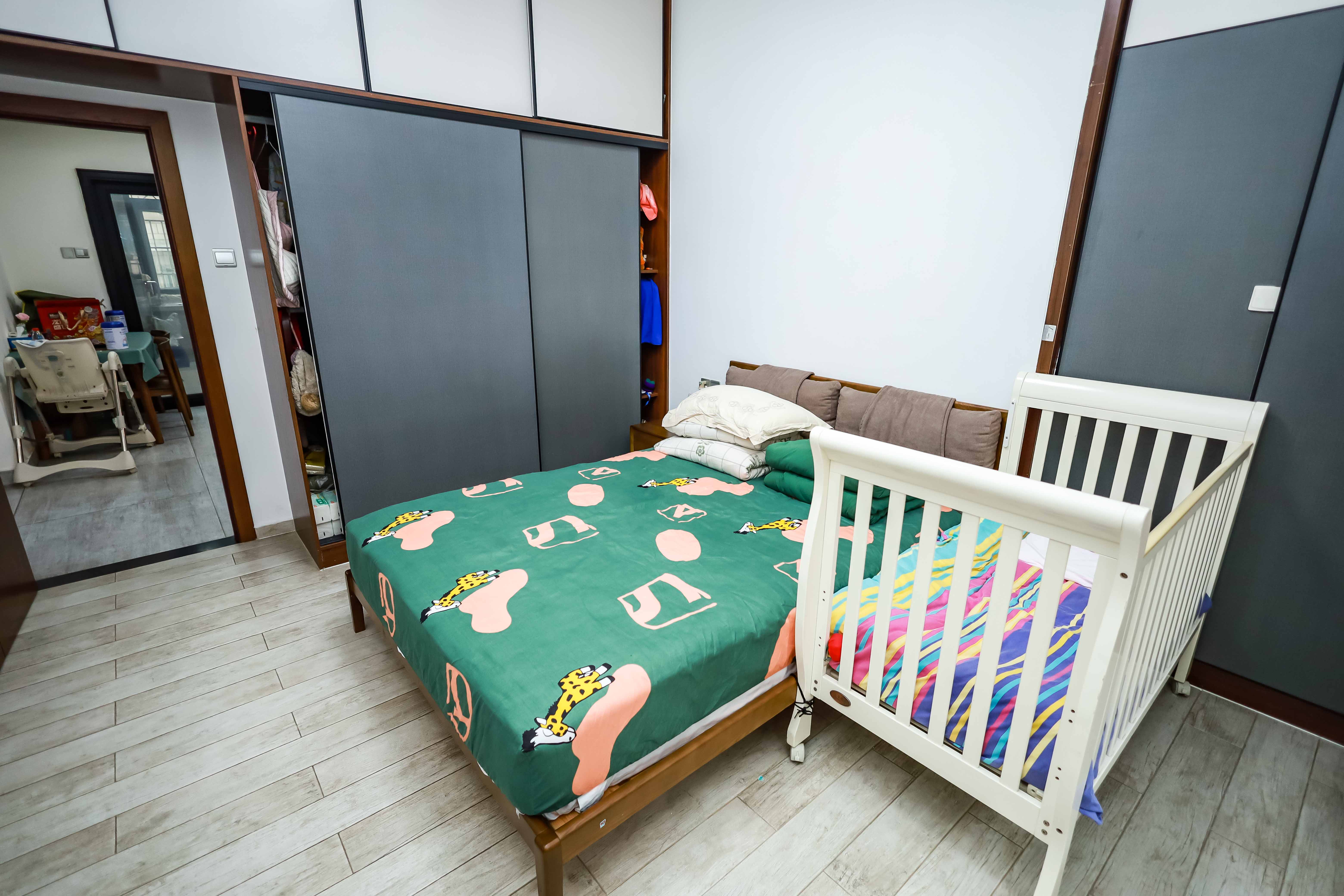 窑塘新村  0室0厅0卫   656.00万卧室