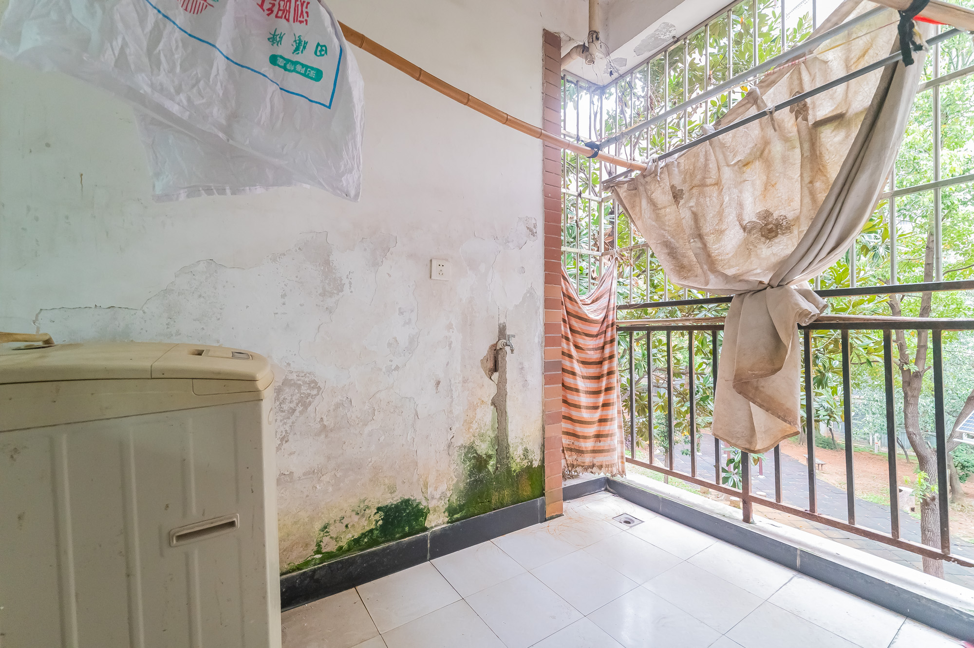 幸福洋房 3室2厅1卫 61.0万 幸福洋房 3室2厅1卫 61.0万阳台