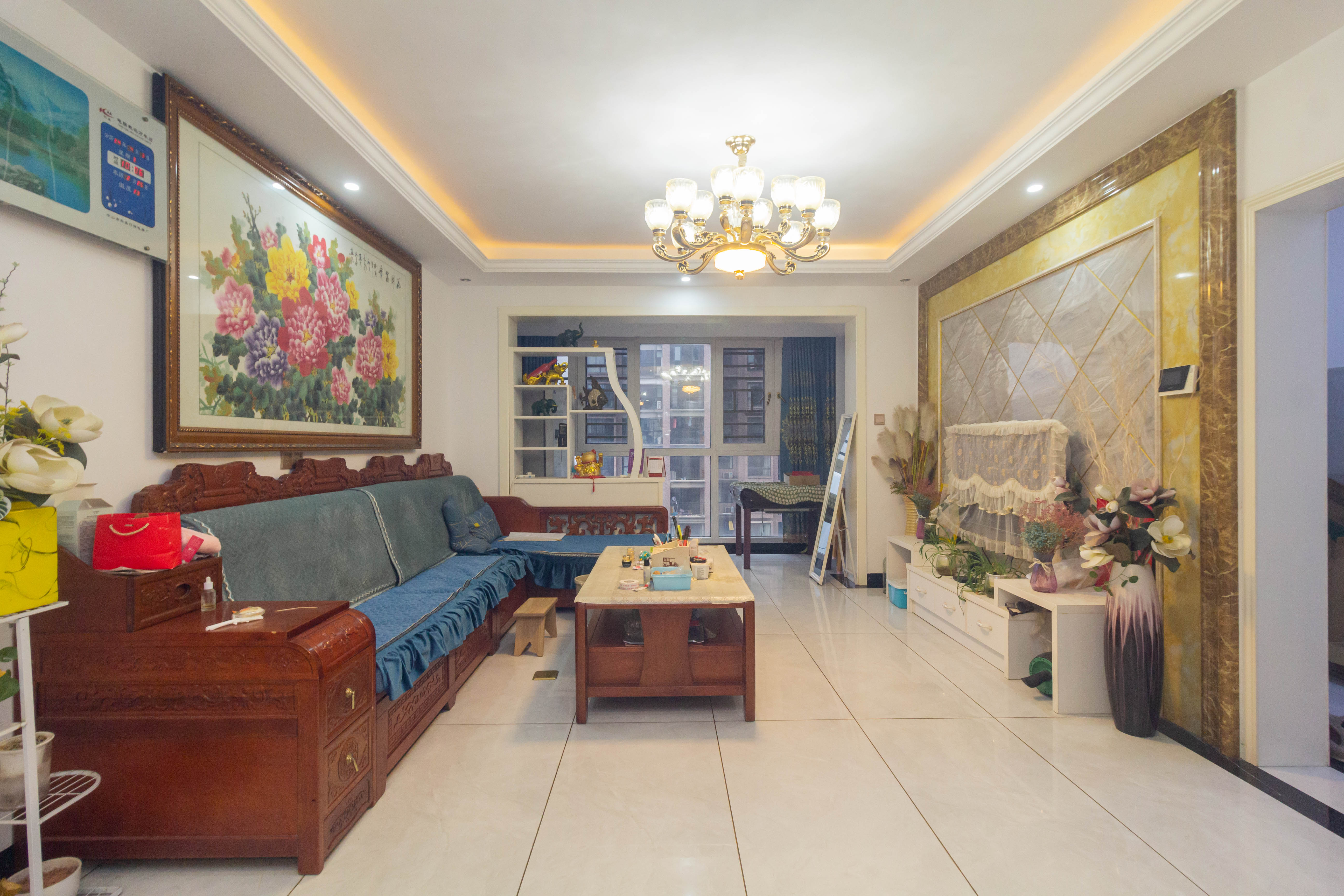 康桥长郡 4室2厅1卫 89.8万 康桥长郡 4室2厅1卫 89.8万客厅