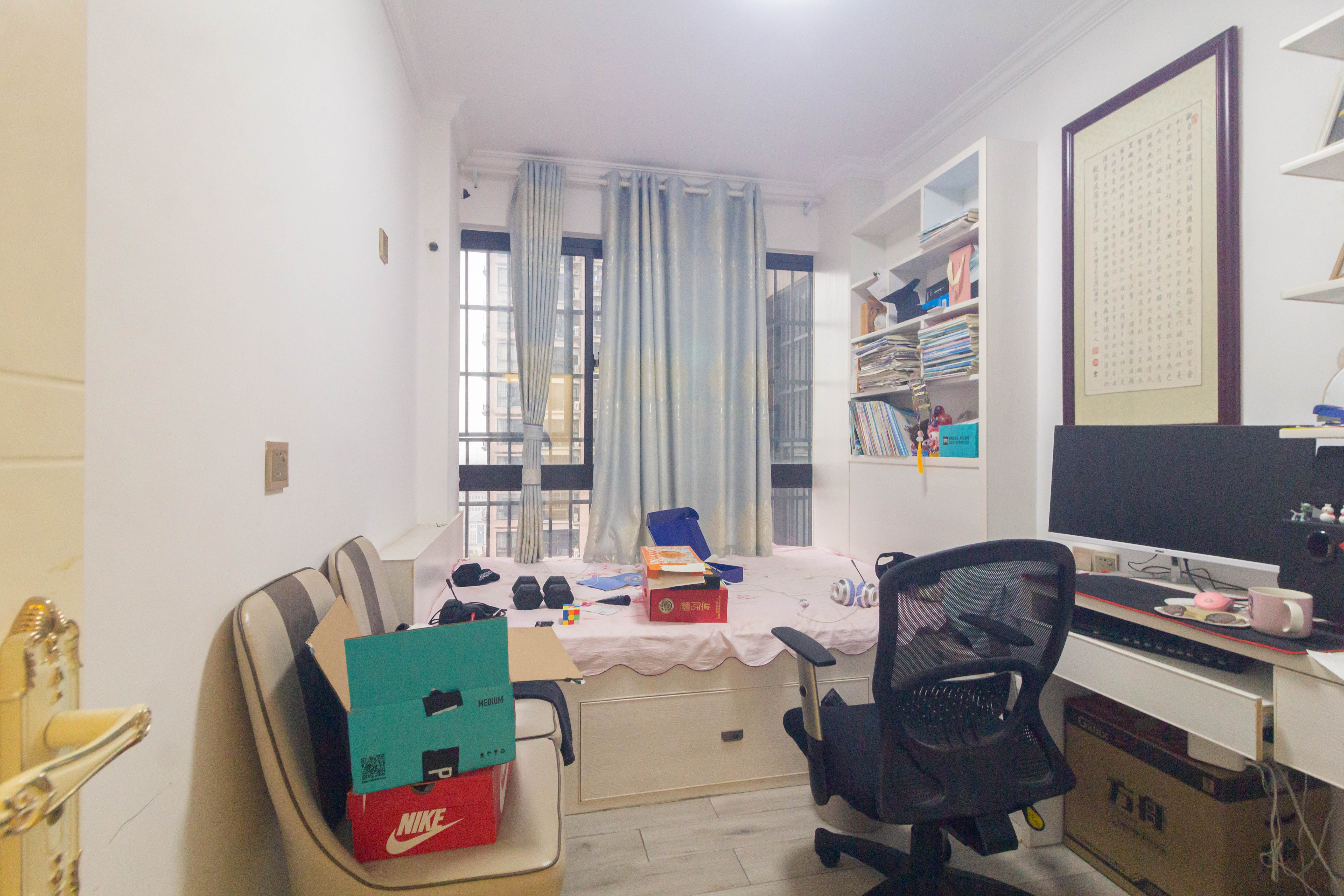 康桥长郡 4室2厅1卫 89.8万 康桥长郡 4室2厅1卫 89.8万卧室