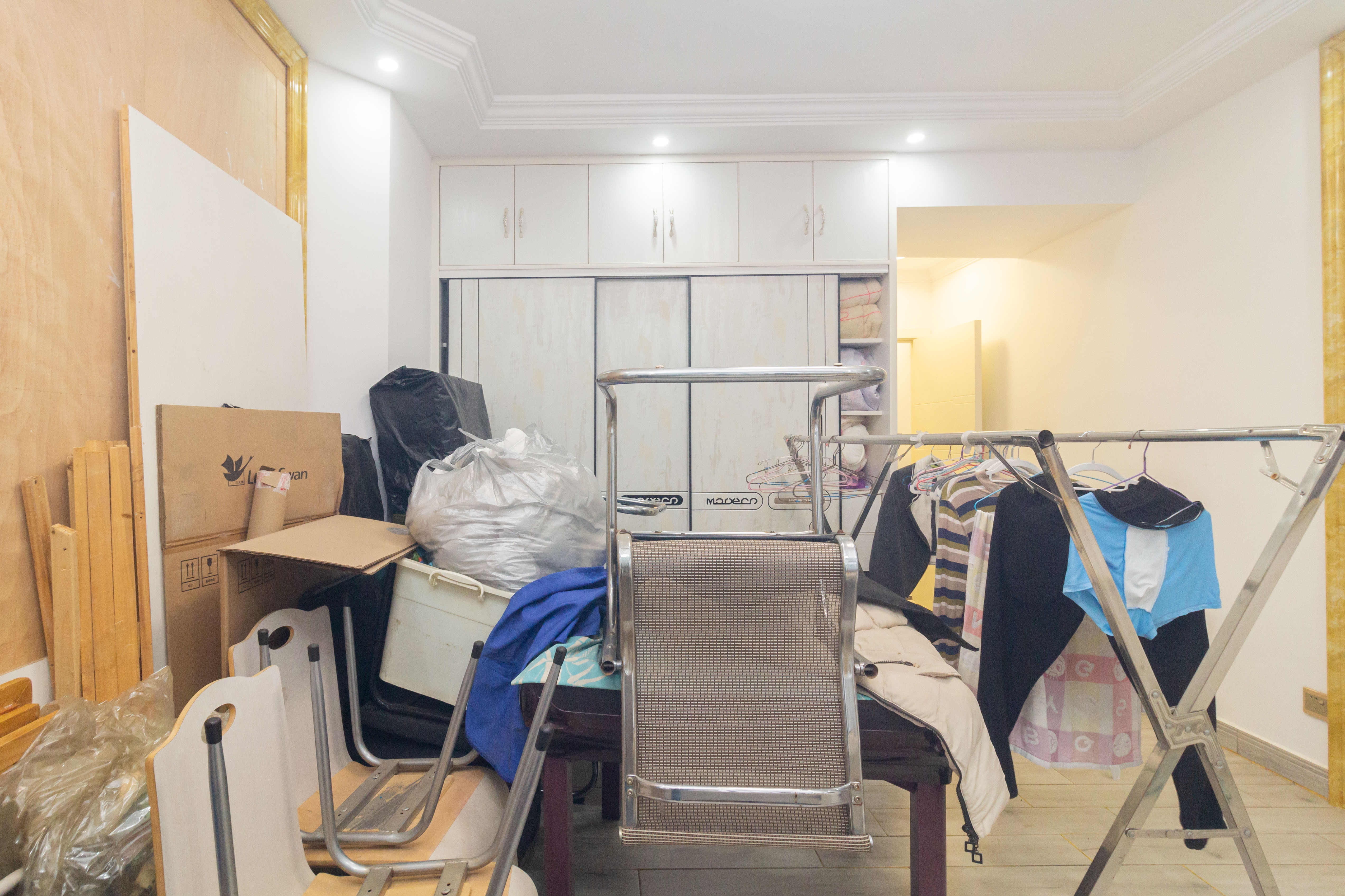 康桥长郡 4室2厅1卫 89.8万 康桥长郡 4室2厅1卫 89.8万卧室