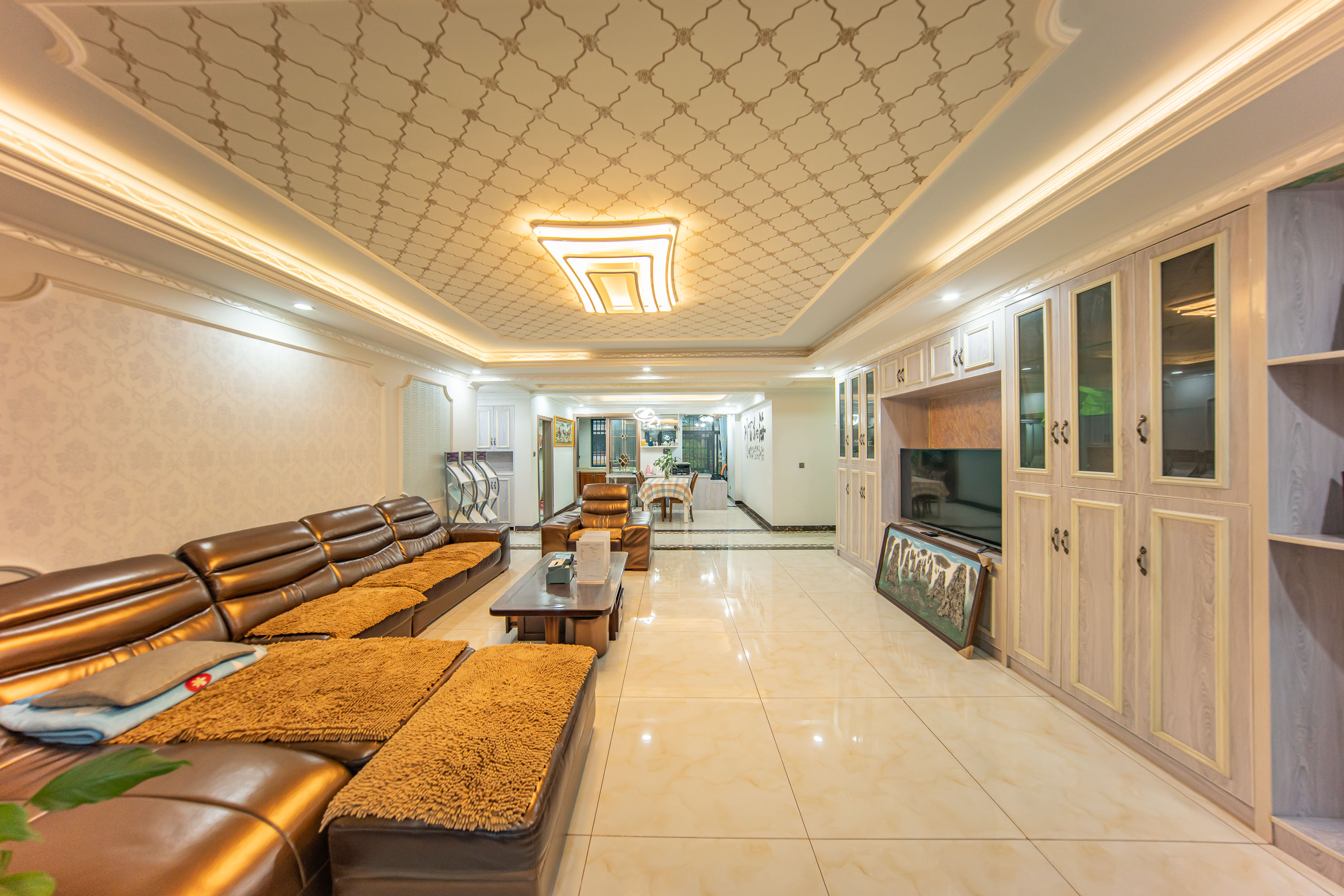 麓山慧苑  4室2厅2卫    79.0万 麓山慧苑  4室2厅2卫    79.0万